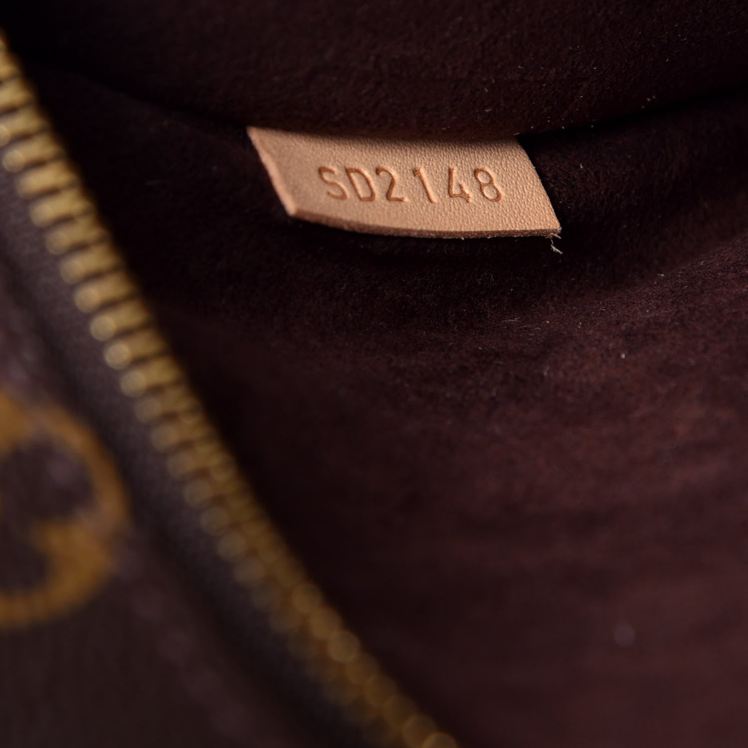 Louis Vuitton Monogram Pochette Metis 6 of 9