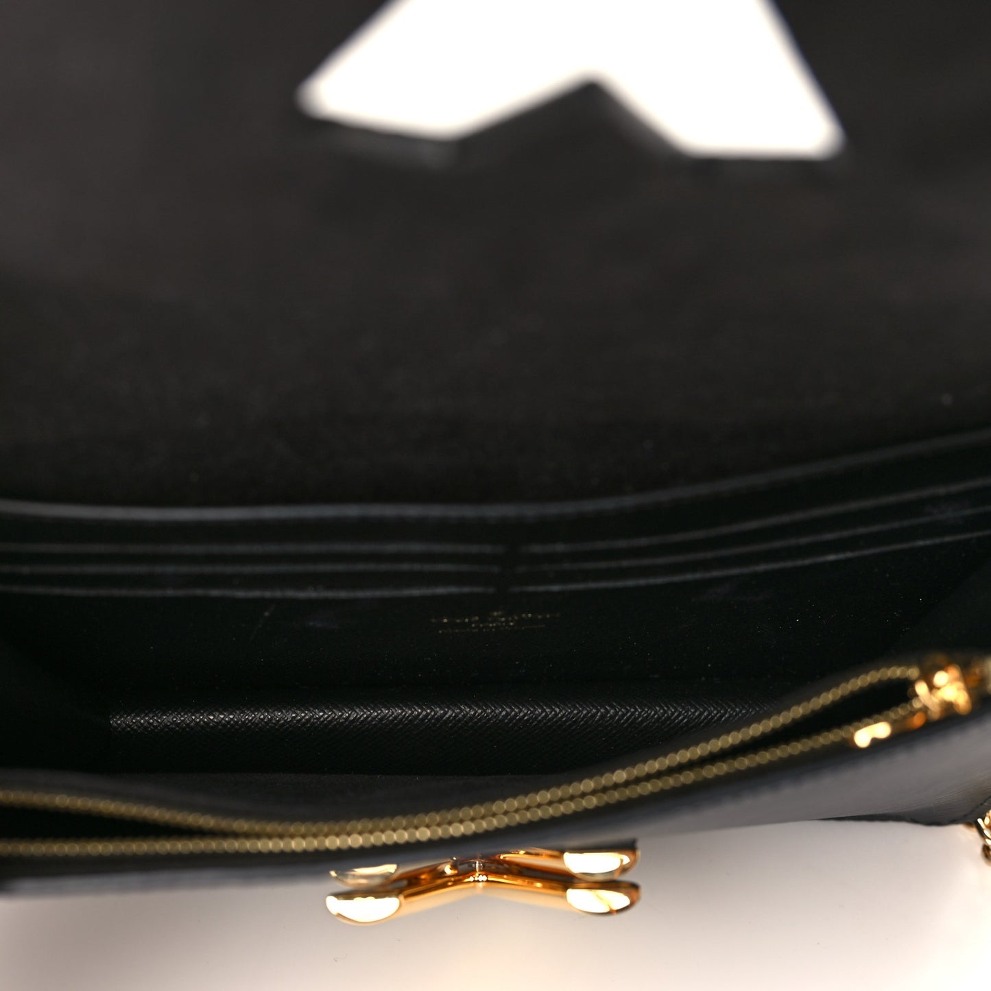 Epi Twist Belt Chain Wallet Black