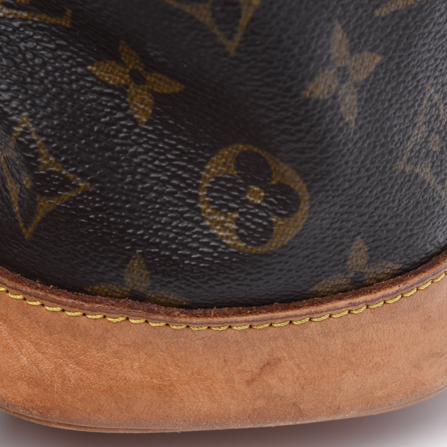 Louis Vuitton Monogram Montsouris MM Backpack 29 of 33