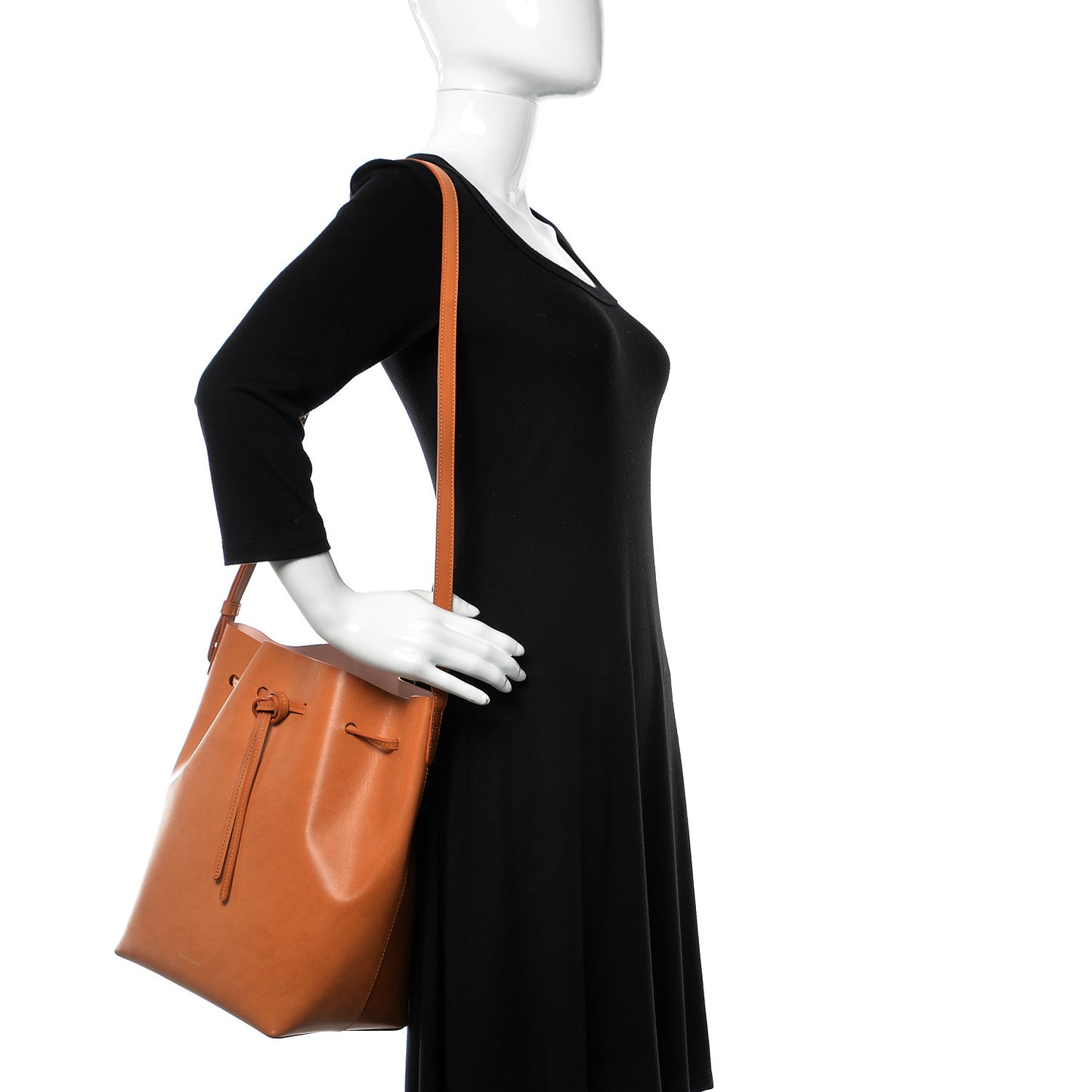 Vegetable Tanned Calfskin Bucket Bag Cammello Rosa