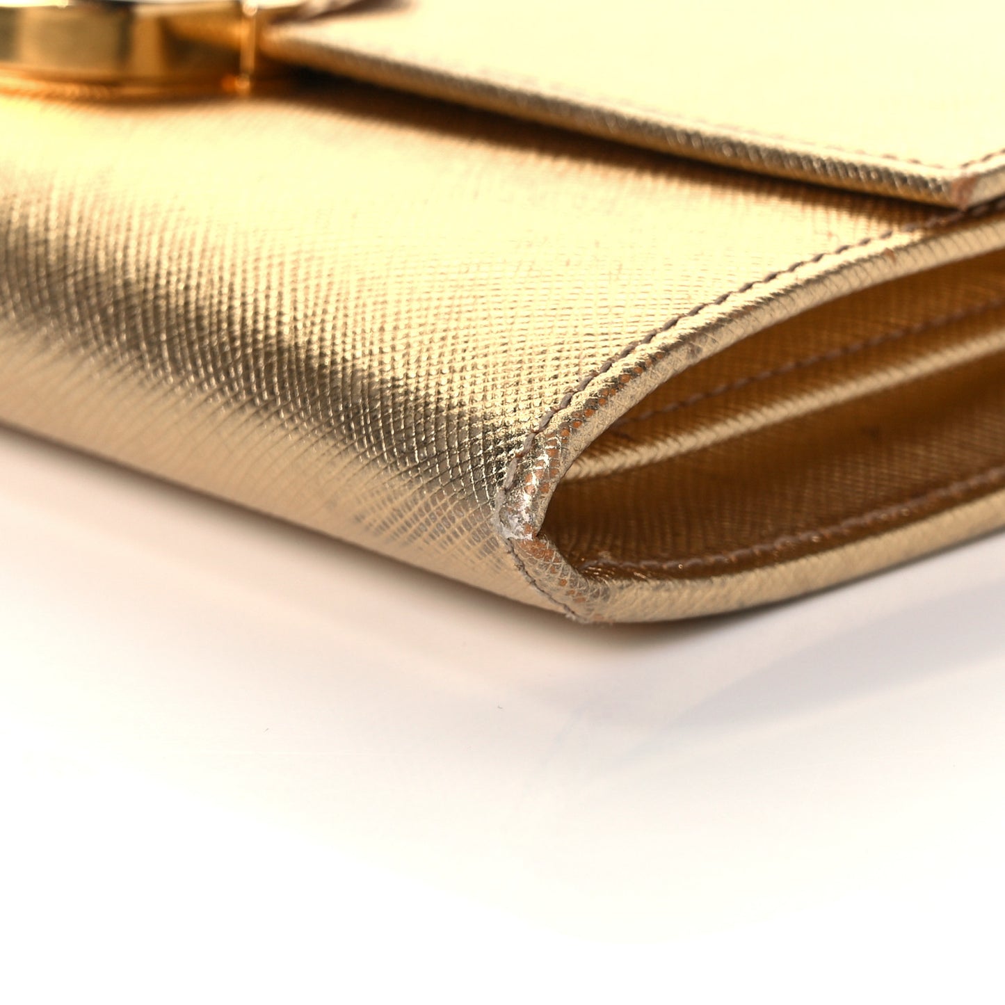 Saffiano Lux Sound Wallet On Chain Platino