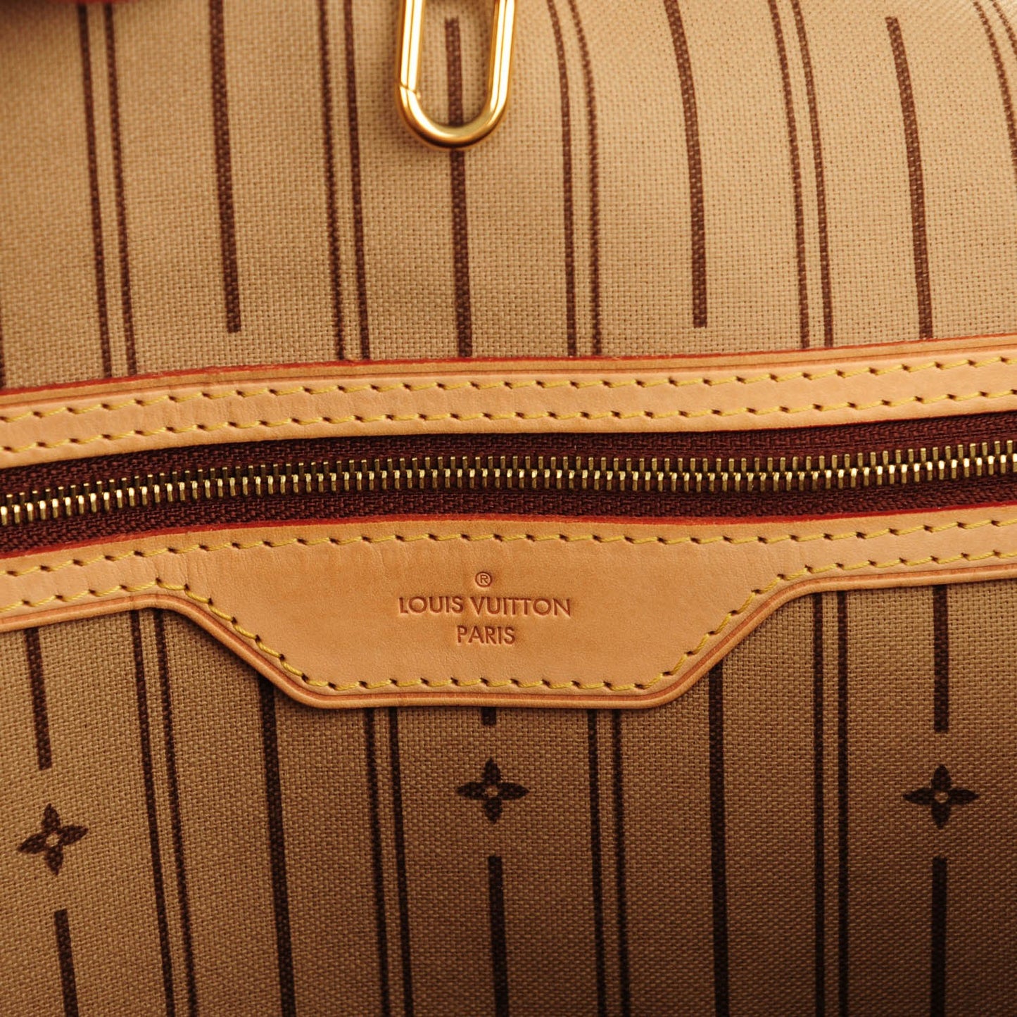 Monogram Delightful GM