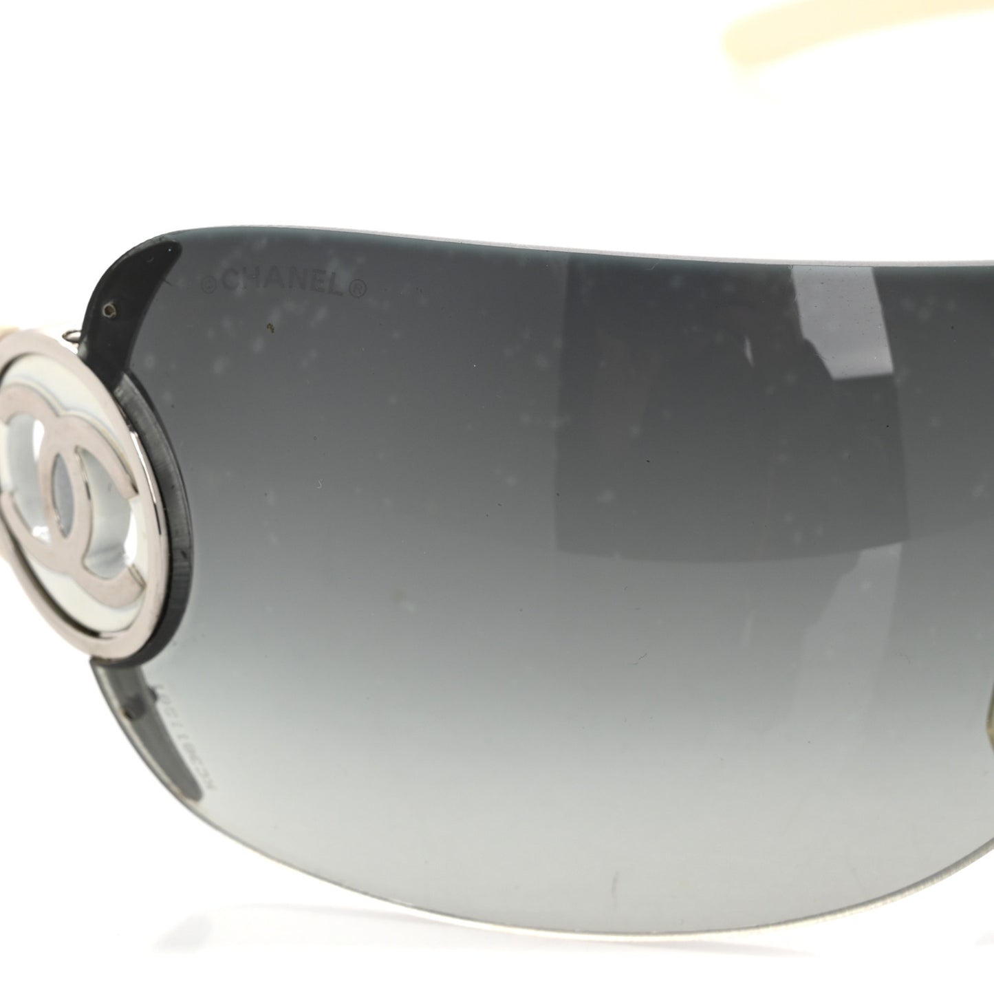 CC Sunglasses 4145 White