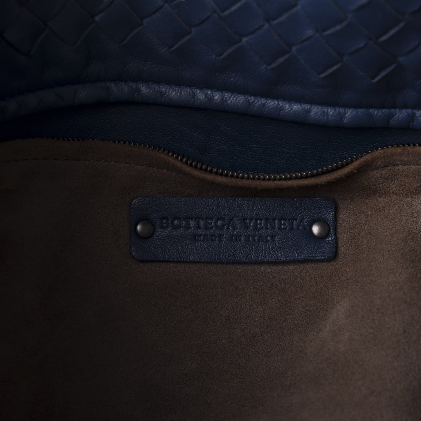 Nappa Intrecciato Medium Garda Bag Pacific
