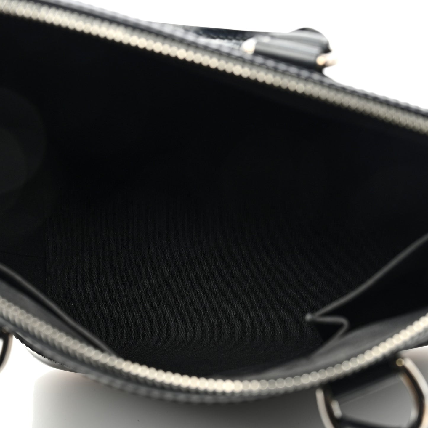 LOUIS VUITTON Epi Lockit Black