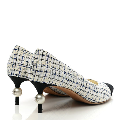 Chanel Tweed Pearl Cap Toe Pumps 38 White Black Blue 4 of 9