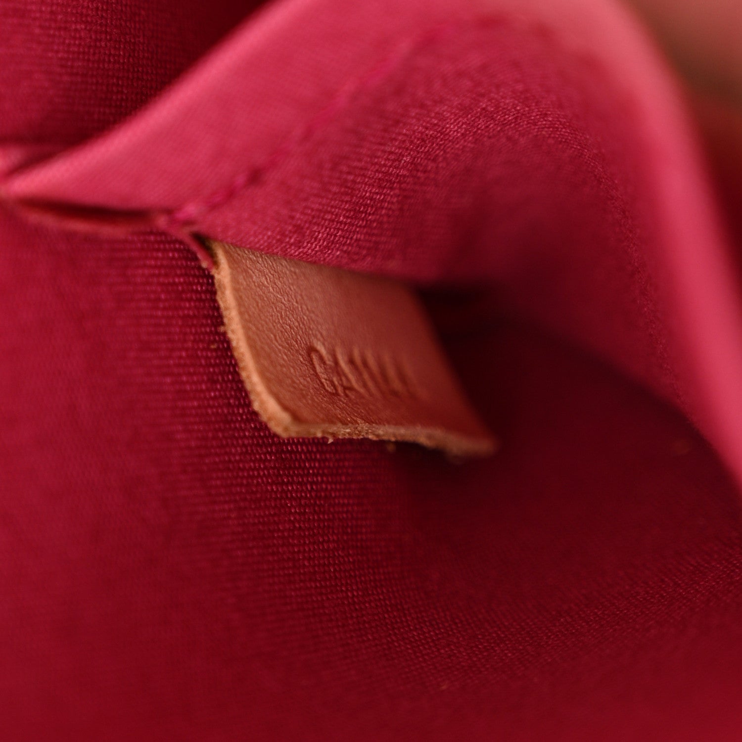 Louis Vuitton Vernis Alma BB Rose Indien 7 of 12