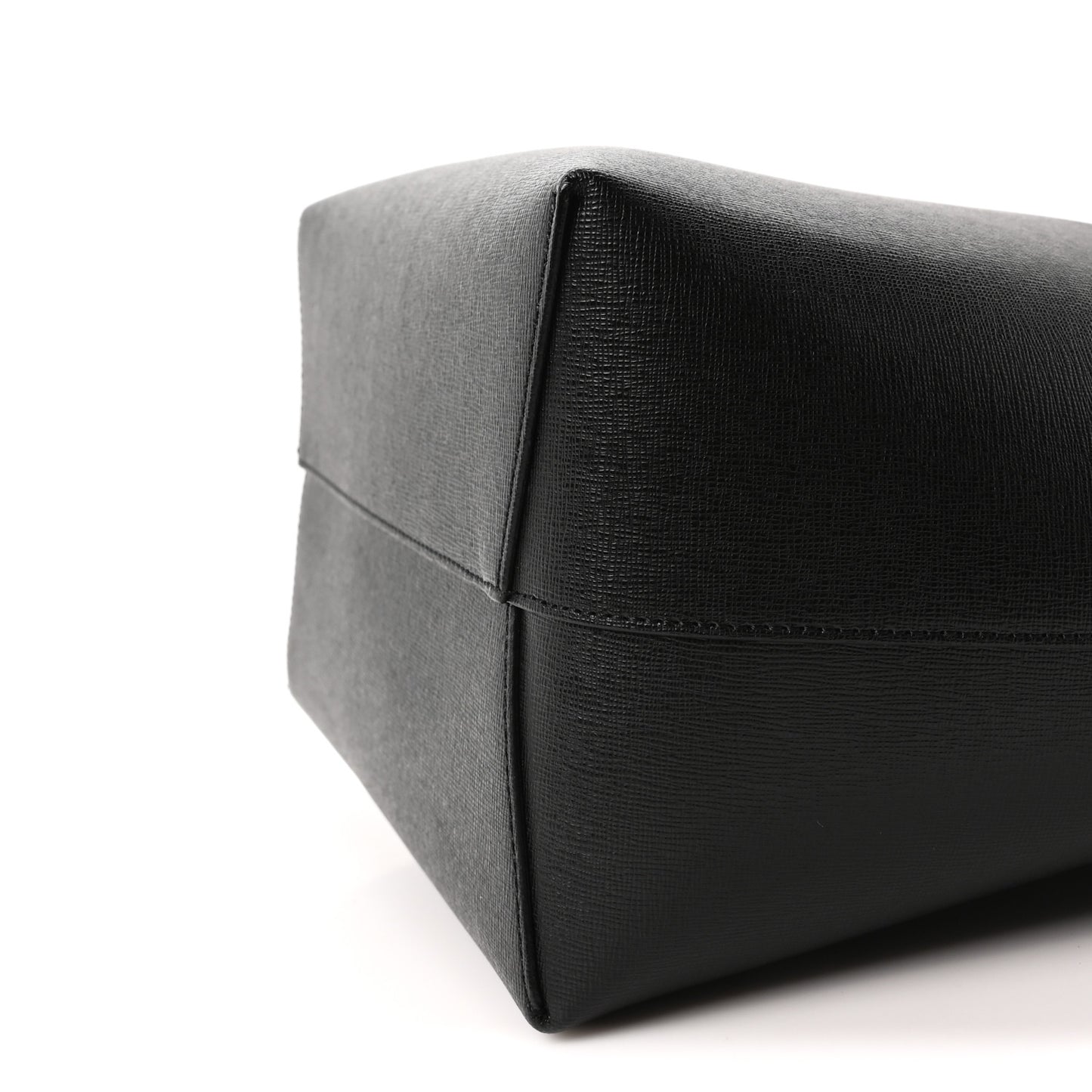 Saffiano Bucket Bag Black Flamma