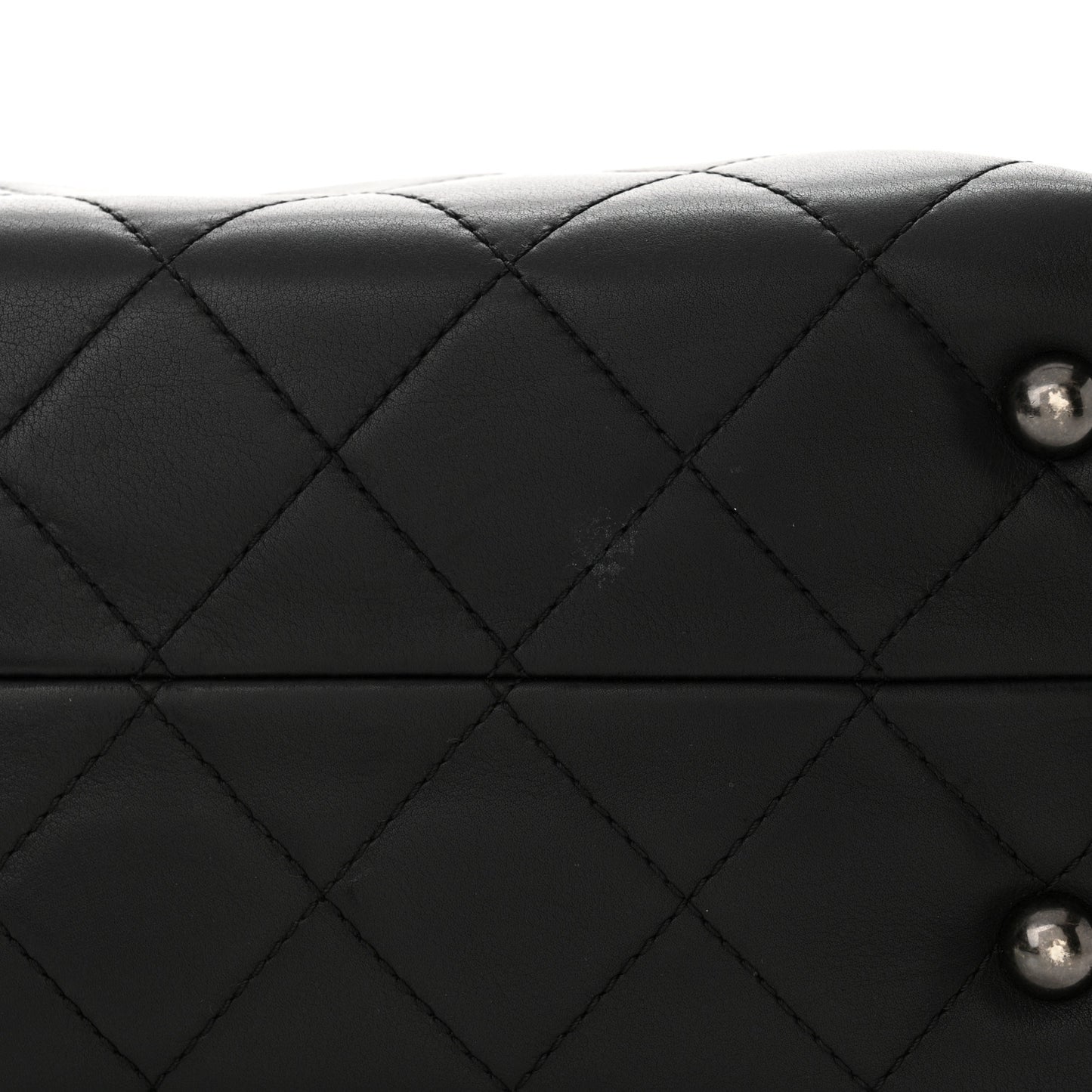 Calfskin Quilted Large Shopping In Chains Tote Black