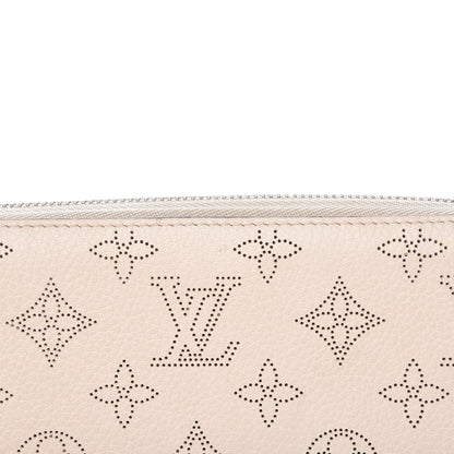 Louis Vuitton Mahina Zippy Wallet Ivory 13 of 18