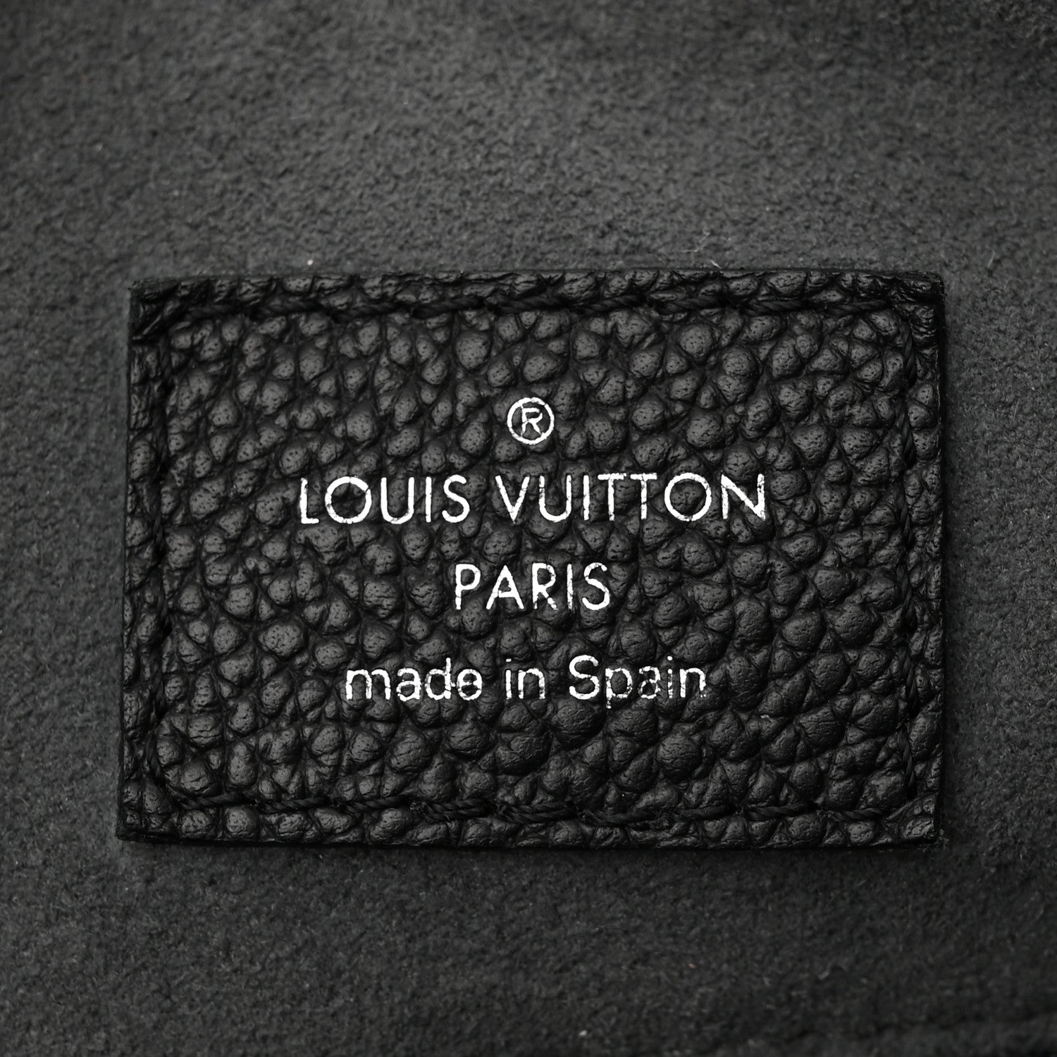 Louis Vuitton Mahina Beaubourg Hobo MM Black 6 of 12