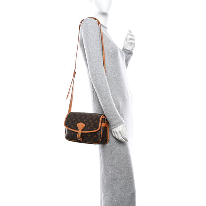 Louis Vuitton Monogram Sologne 2 of 11