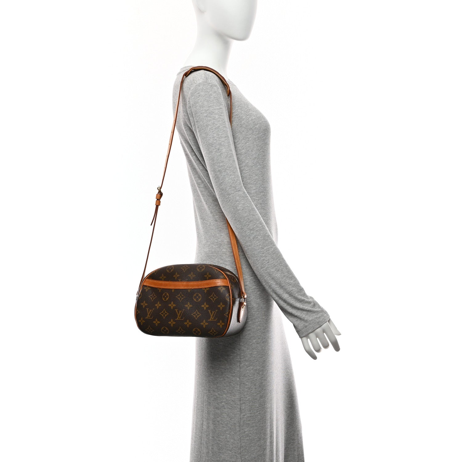 Louis Vuitton Monogram Blois 2 of 10