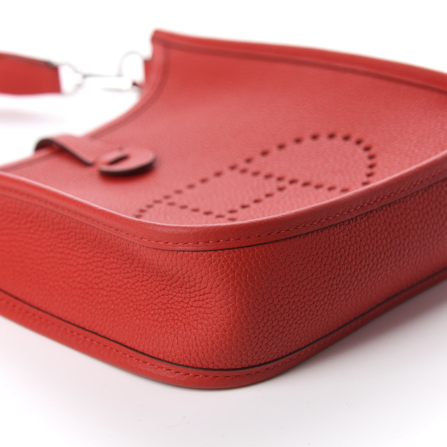 Hermes Taurillon Clemence Evelyne TPM Rouge De Coeur Bleu Du Nord 6 of 11