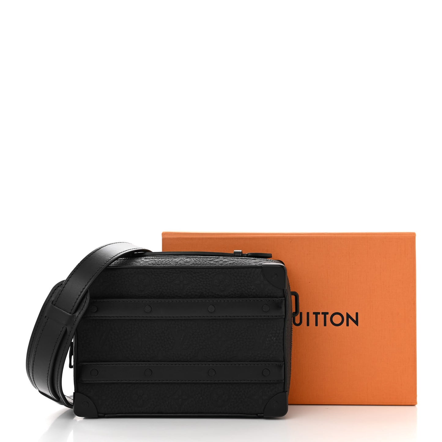 Taurillon Monogram Soft Trunk Black