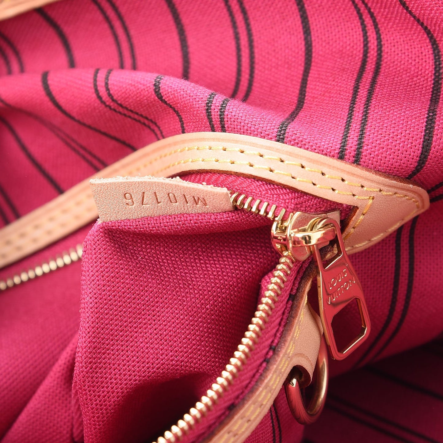 Monogram Delightful MM Pivoine