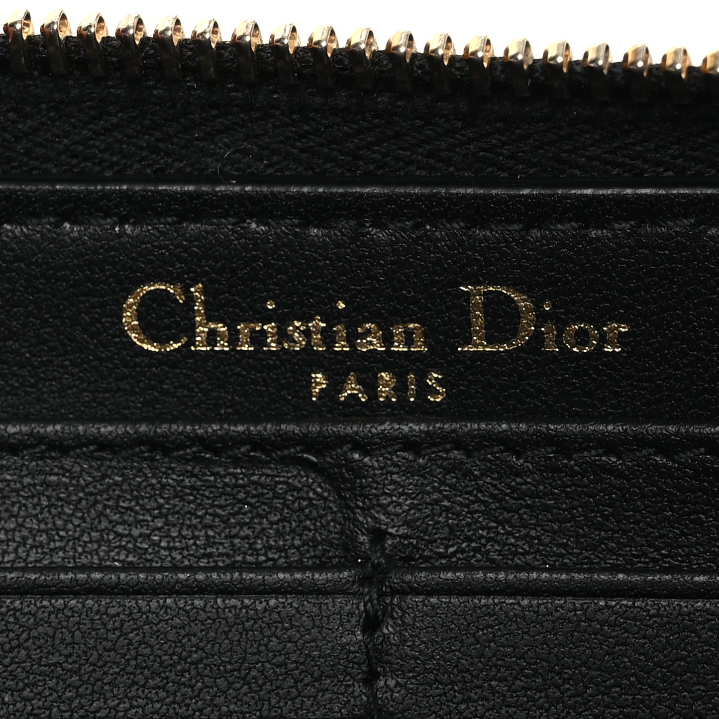 Grained Calfskin Supple Cannage Caro Zip Wallet Black