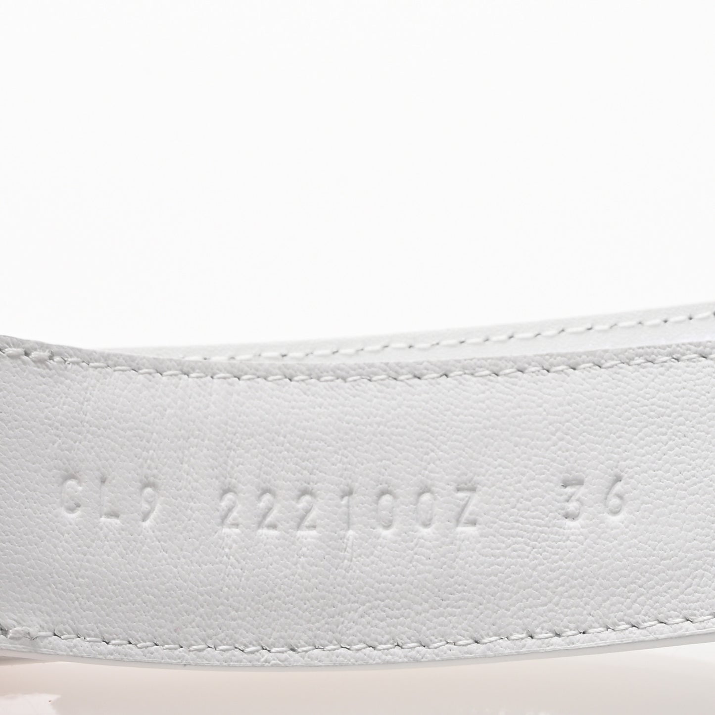 Calfskin Womens Chypre Sandals 36 White