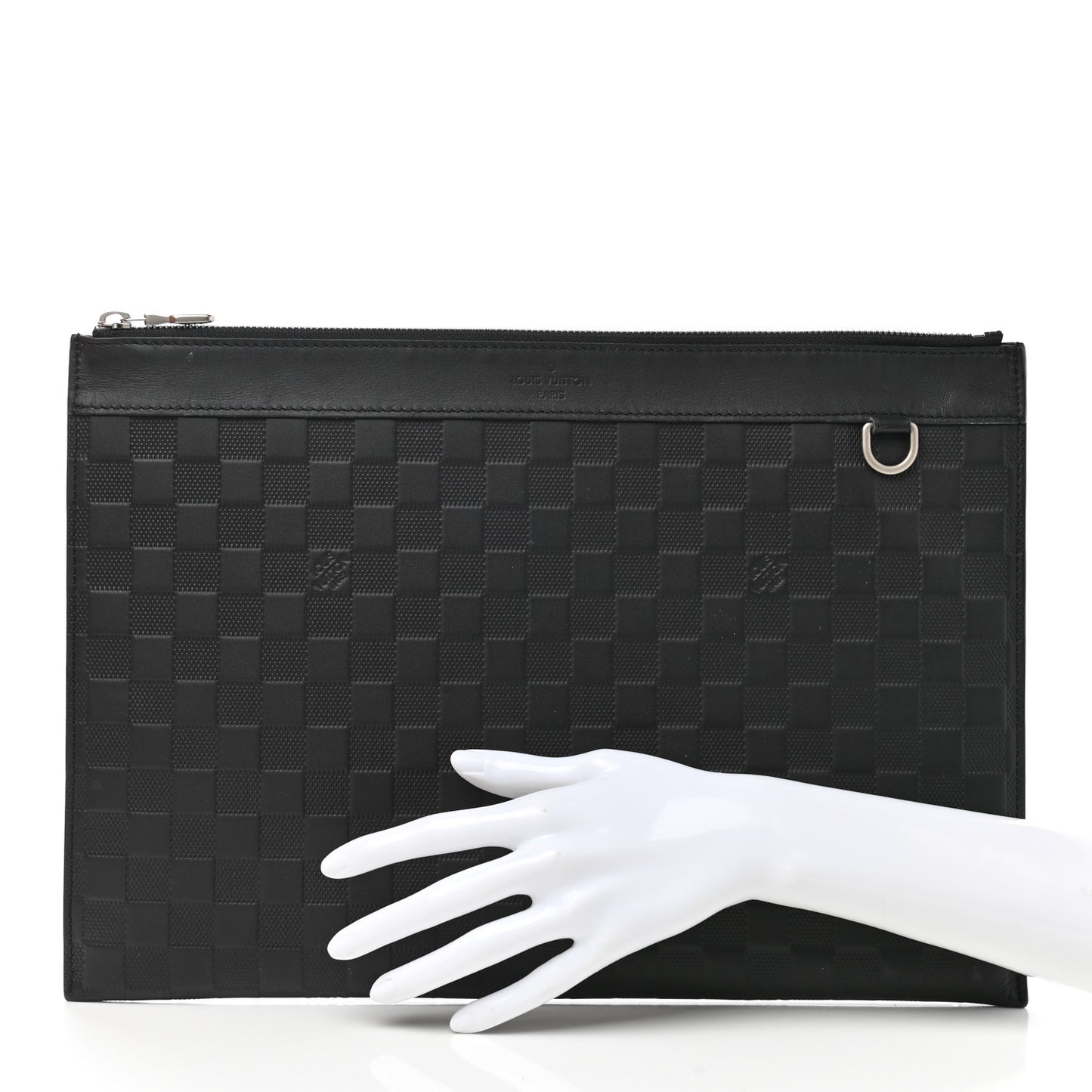 Damier Infini Discovery Pochette GM Onyx