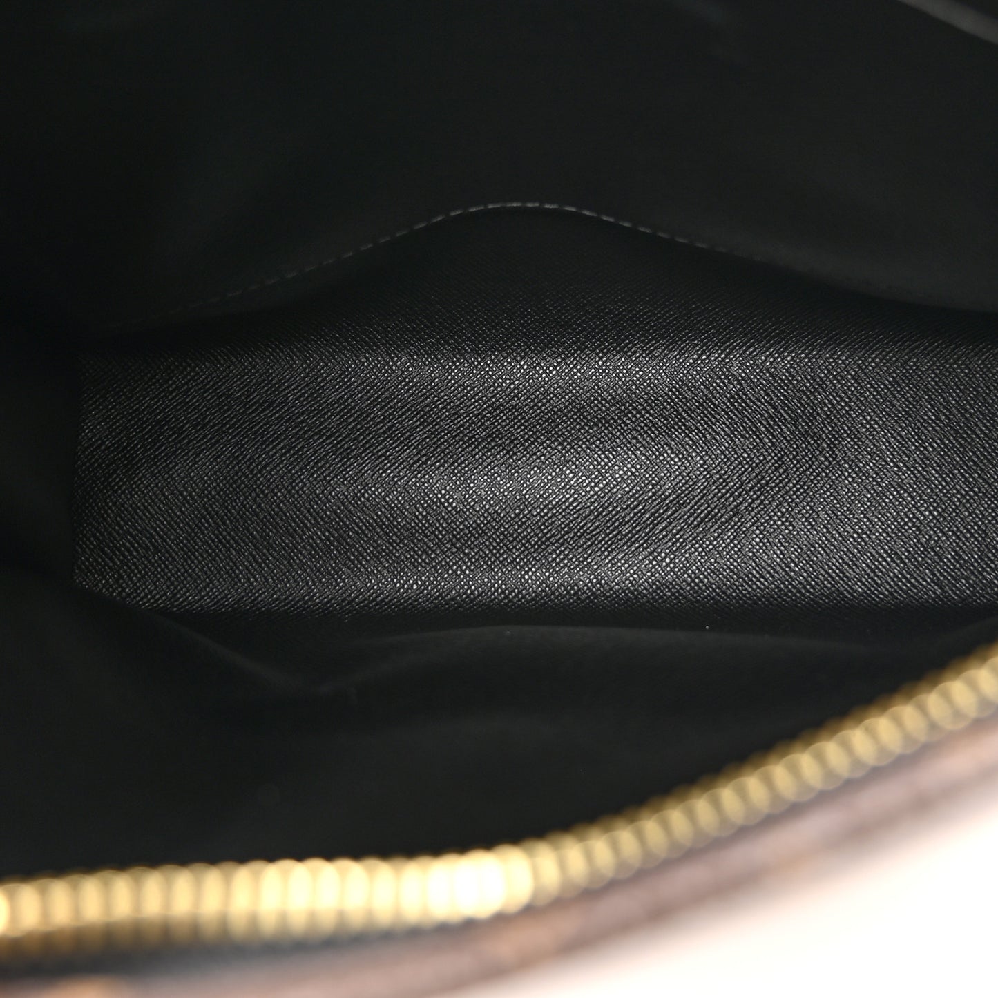 LOUIS VUITTON Monogram Toiletry Pouch 26