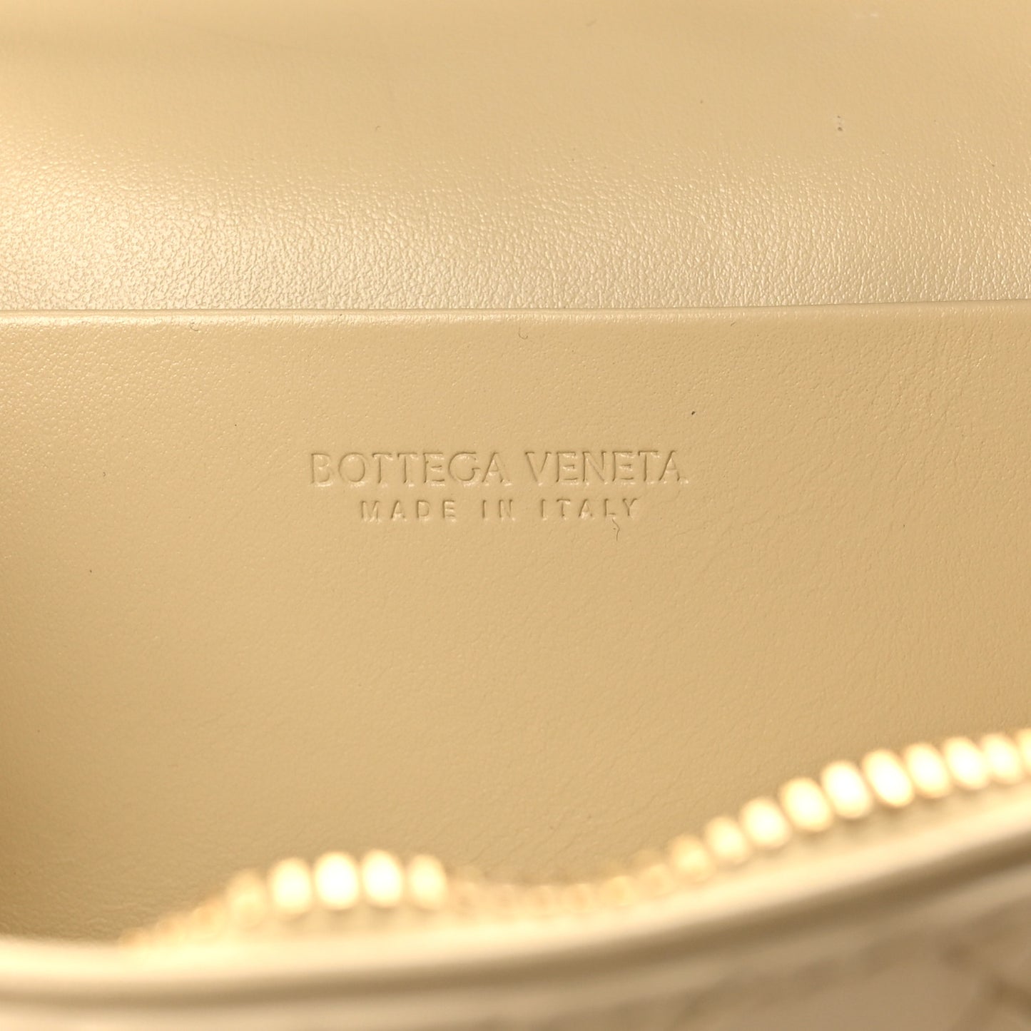 Calfskin Intrecciato Bang Bang Vanity Case Ecru