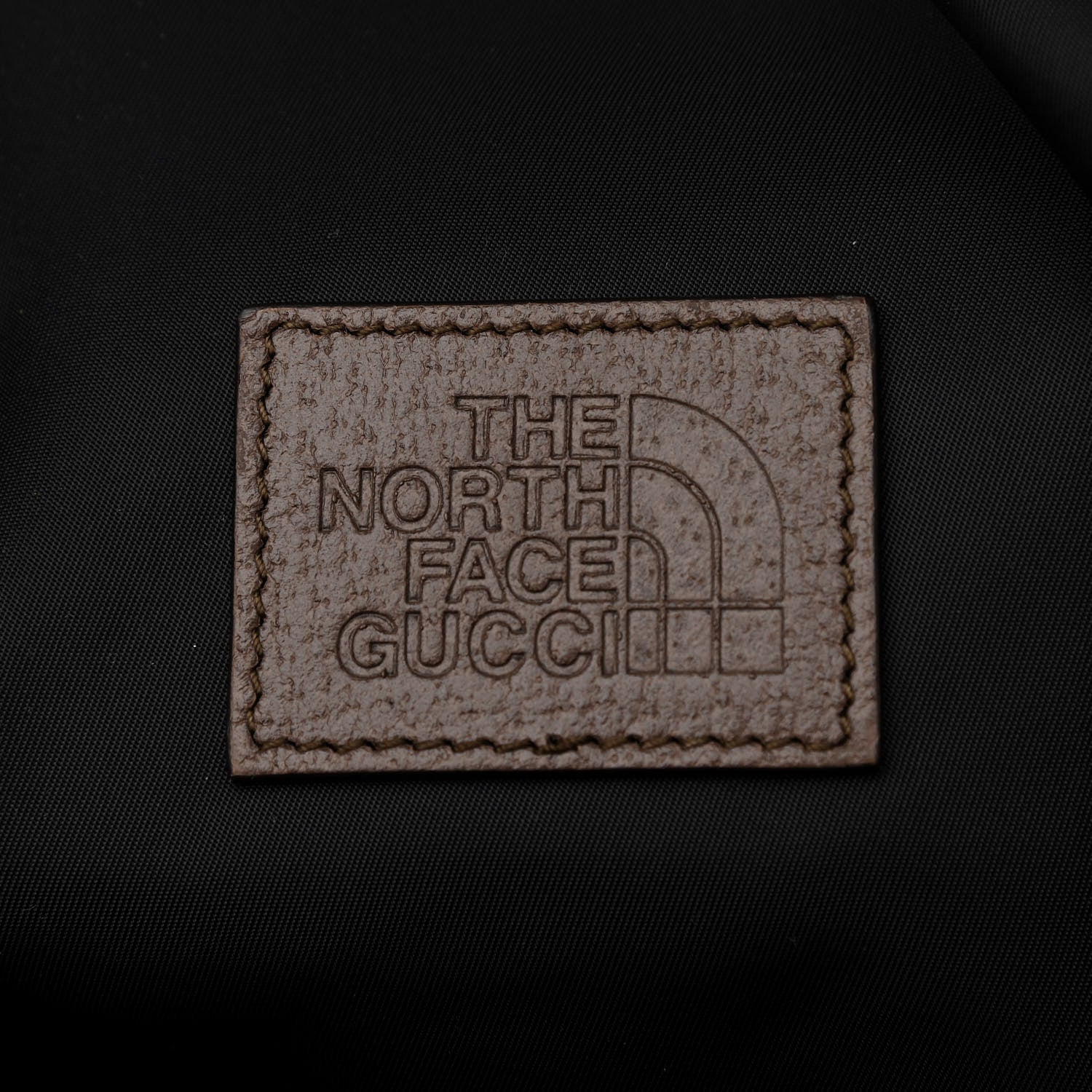 Gucci X THE NORTH FACE Econyl Nylon Medium Backpack Black Ivory New Acero Crop 8 of 11
