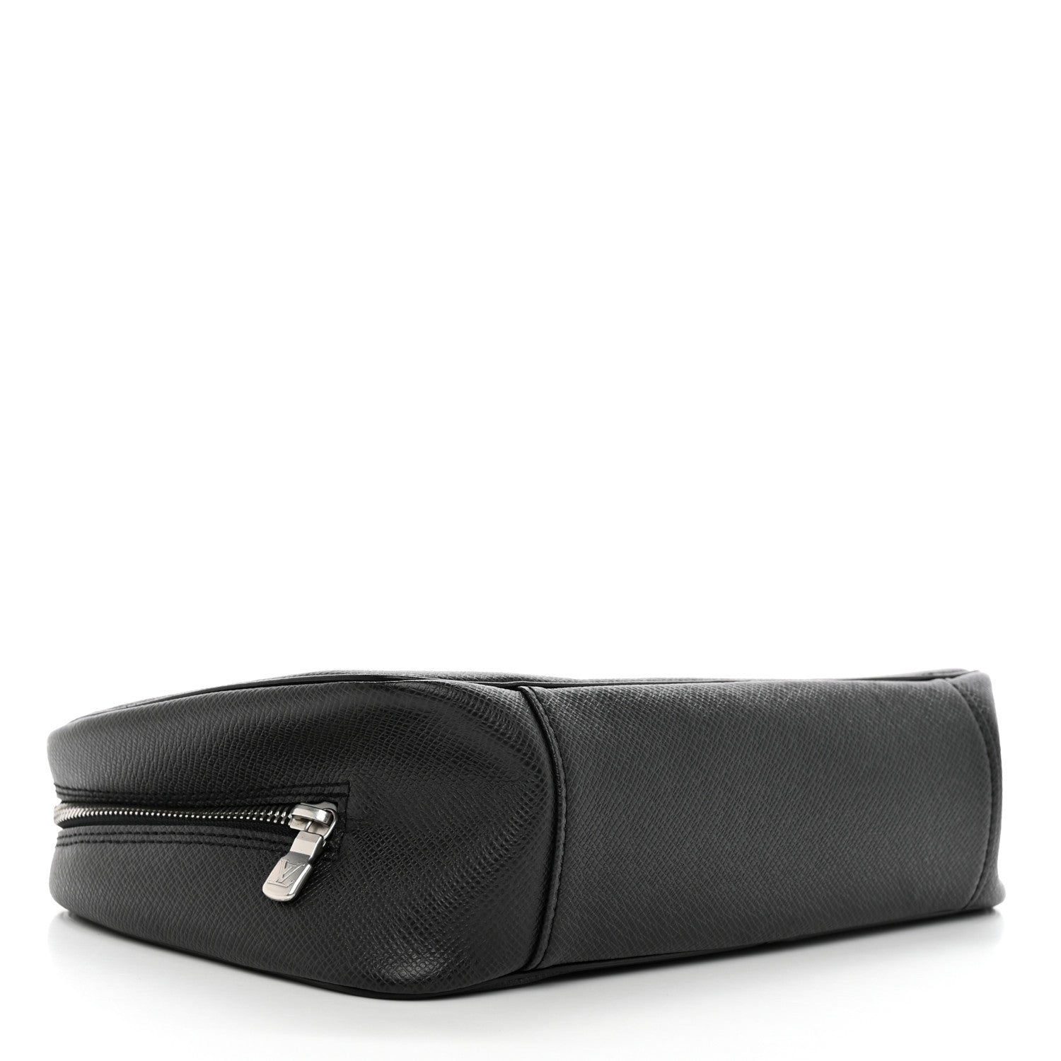 Louis Vuitton Taiga Trousse Toilette GM Ardoise 4 of 7