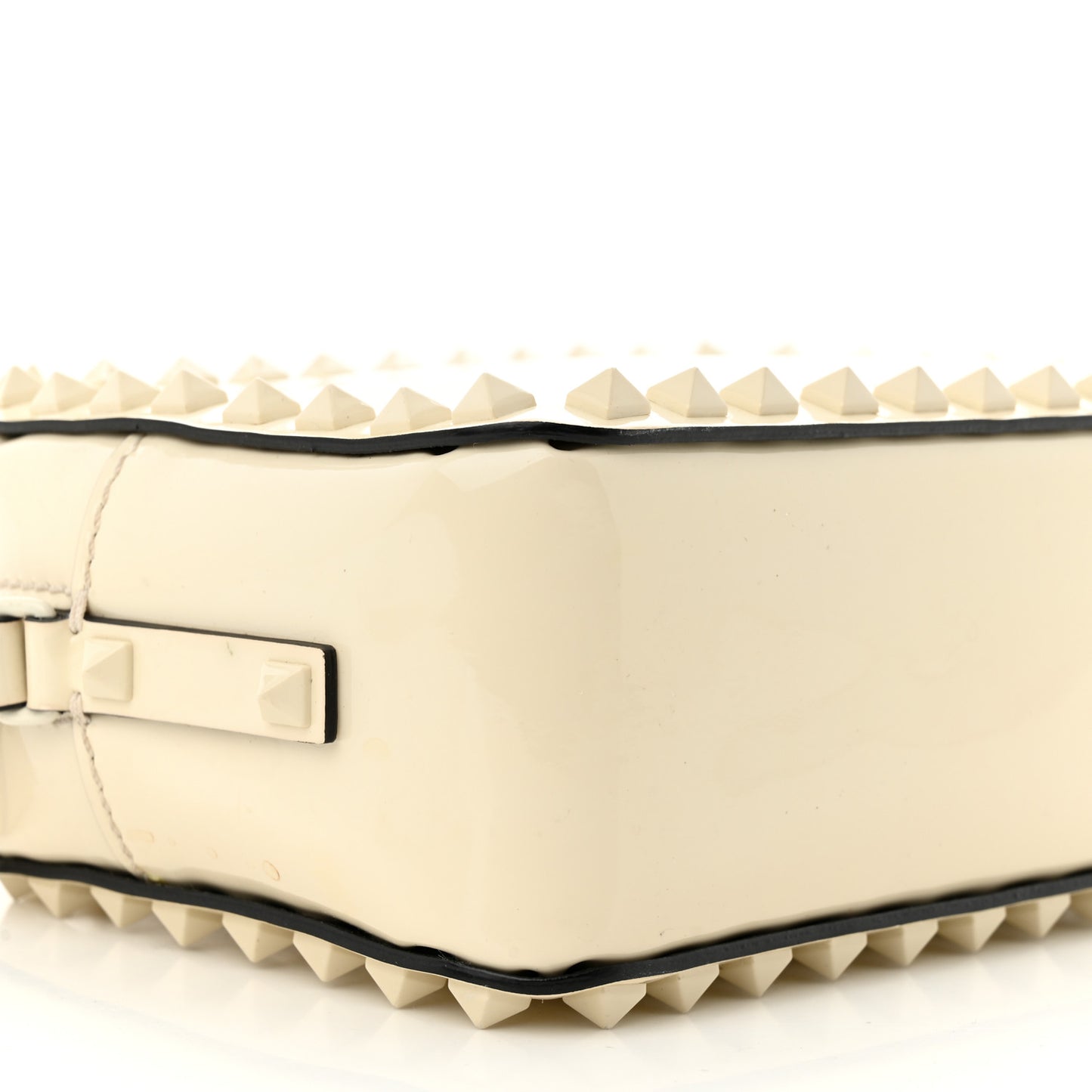 Patent Monochrome Rockstud Camera Crossbody Bag Ivory