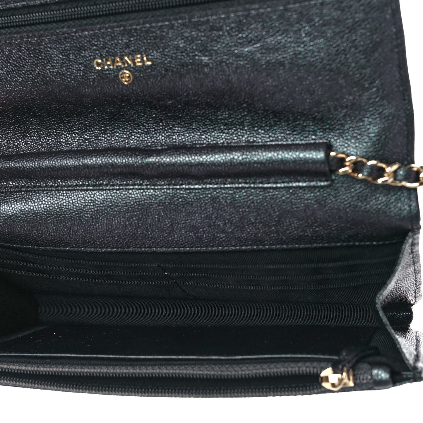 Iridescent Caviar Quilted Wallet On Chain WOC Black