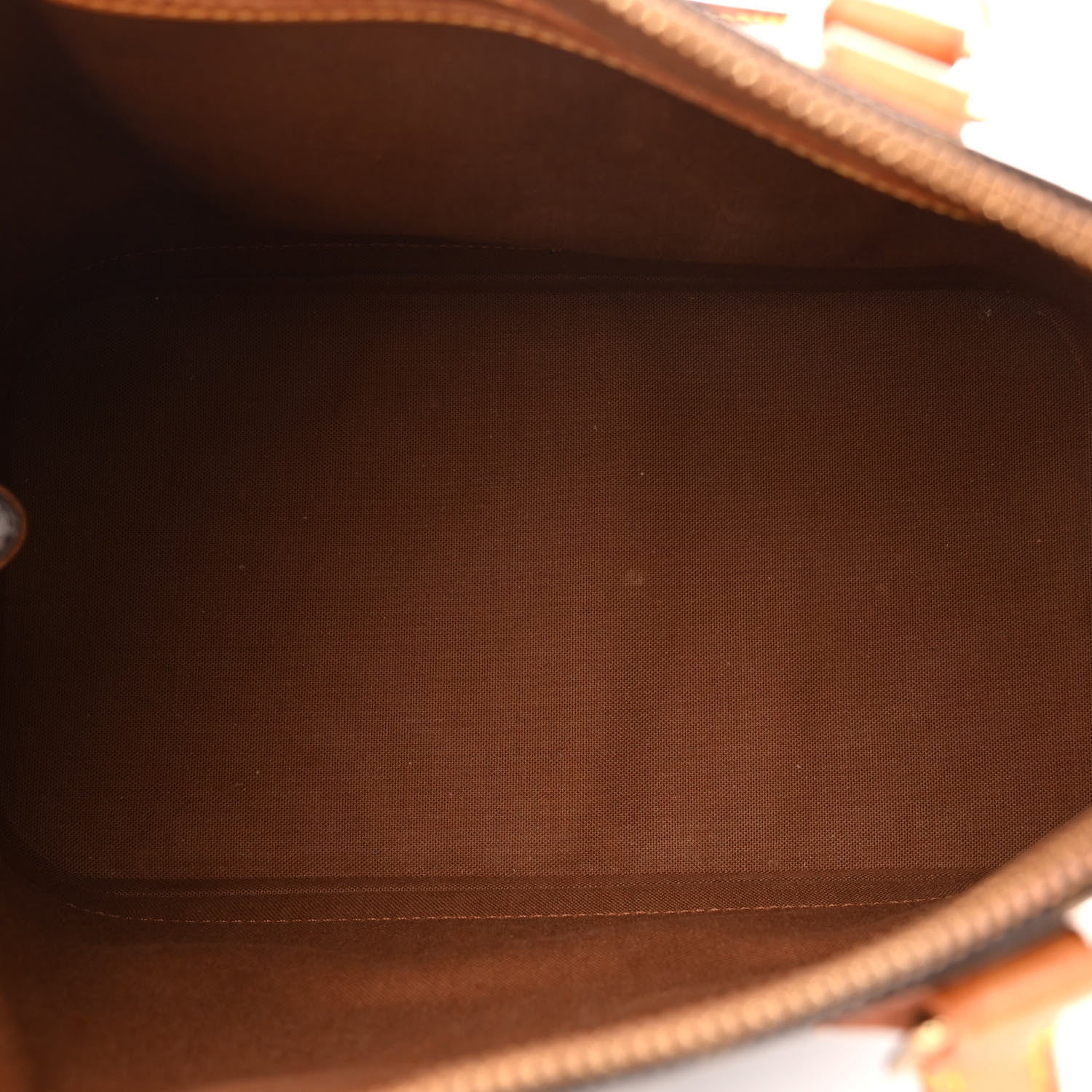 Louis Vuitton Monogram Alma PM 5 of 20