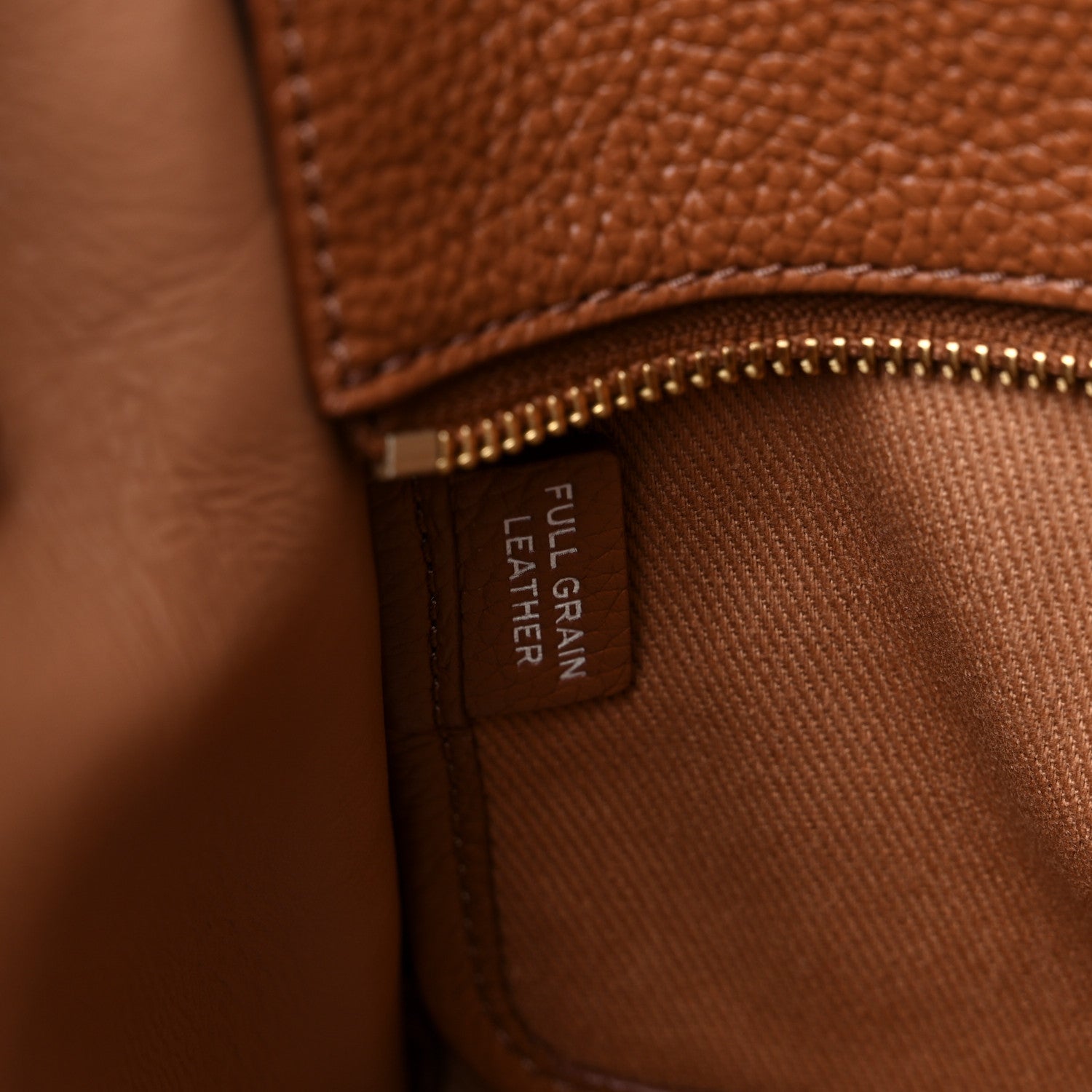 Marc Jacobs Grained Calfskin Small The Tote Bag Argan Oil 7 of 9