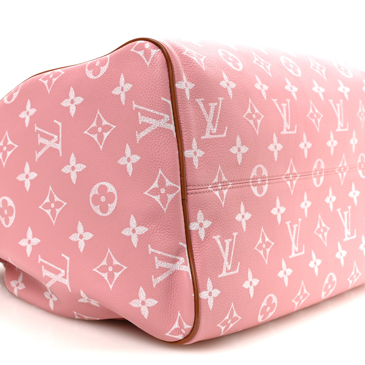 Calfskin Monogram Speedy P9 Bandouliere 40 Candy
