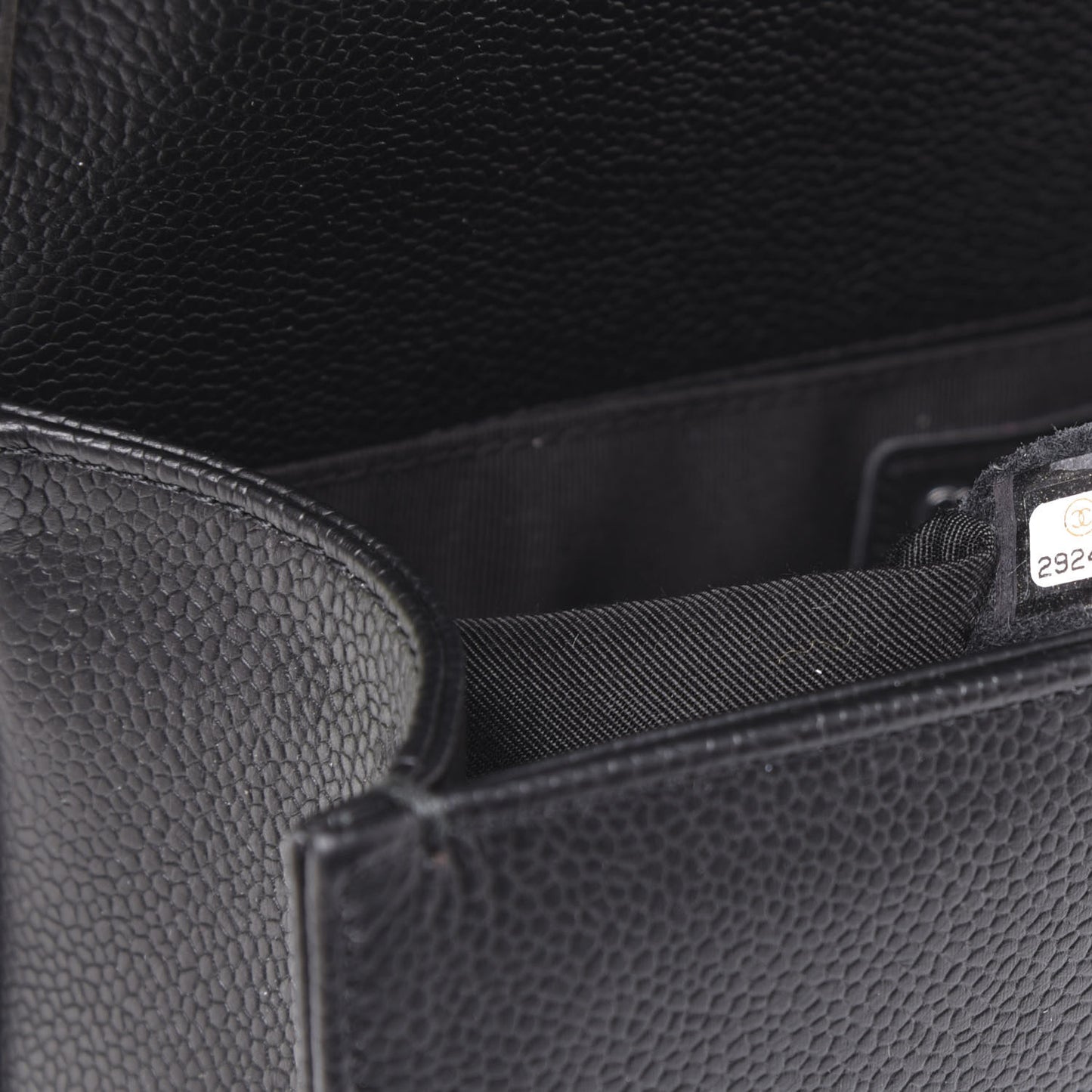 Caviar Chevron Quilted Medium Boy Flap Black