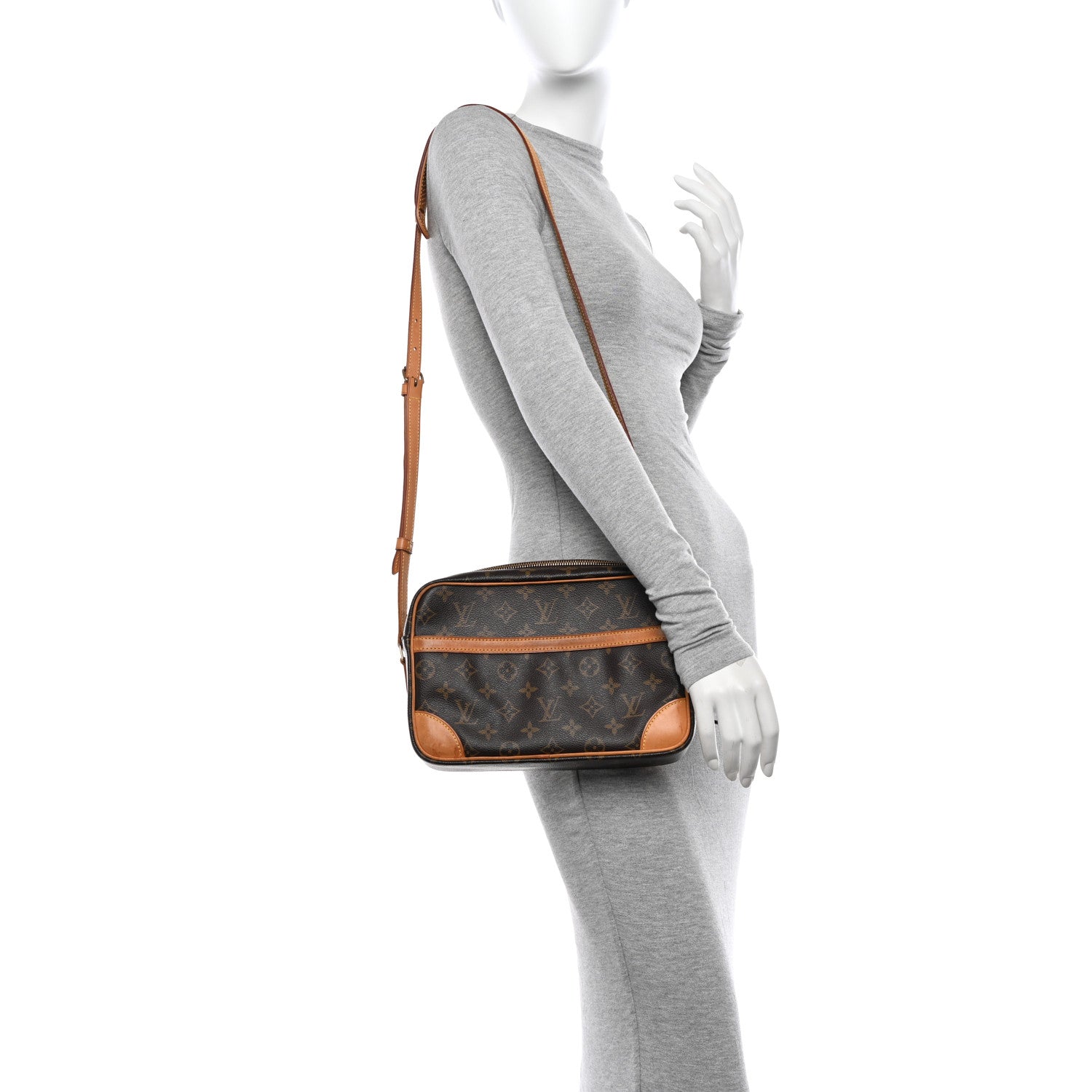 Louis Vuitton LOUIS VUITTON Monogram Trocadero 27 2 of 13