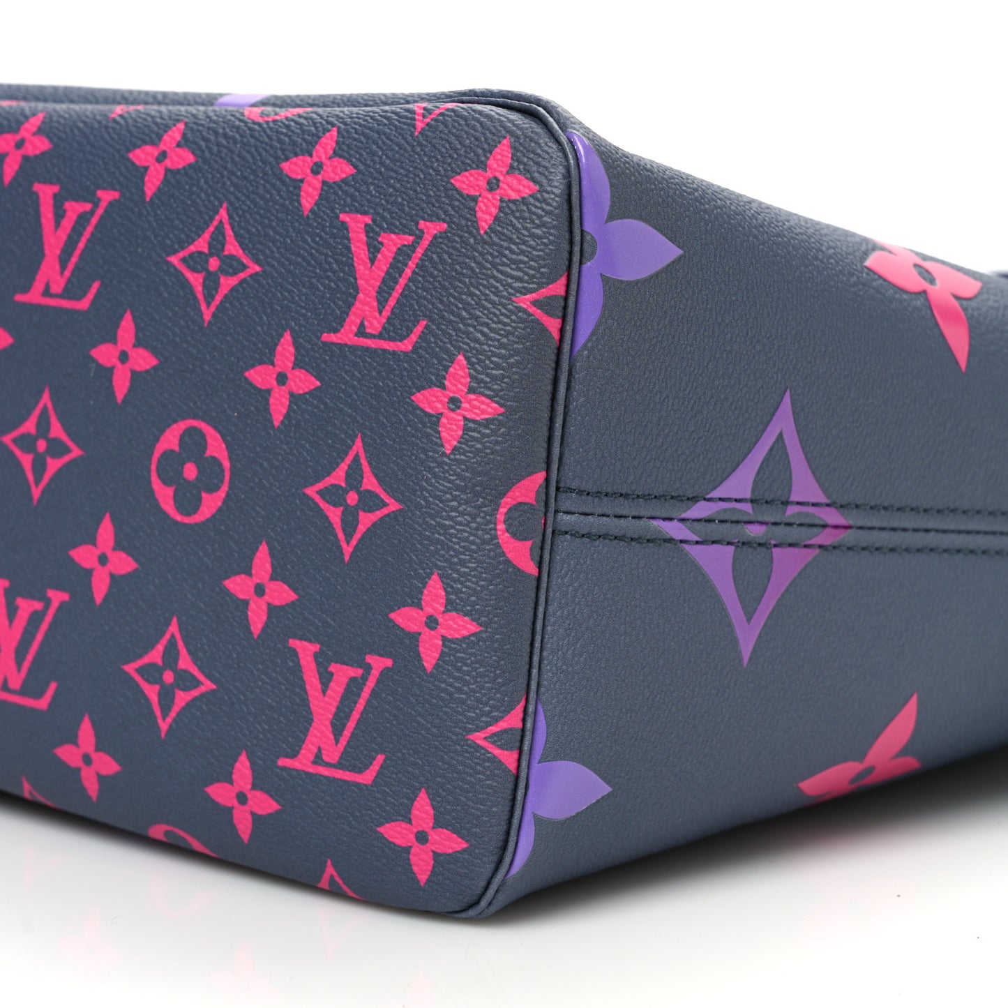 Monogram Giant Spring In The City Neverfull MM Midnight Fuchsia