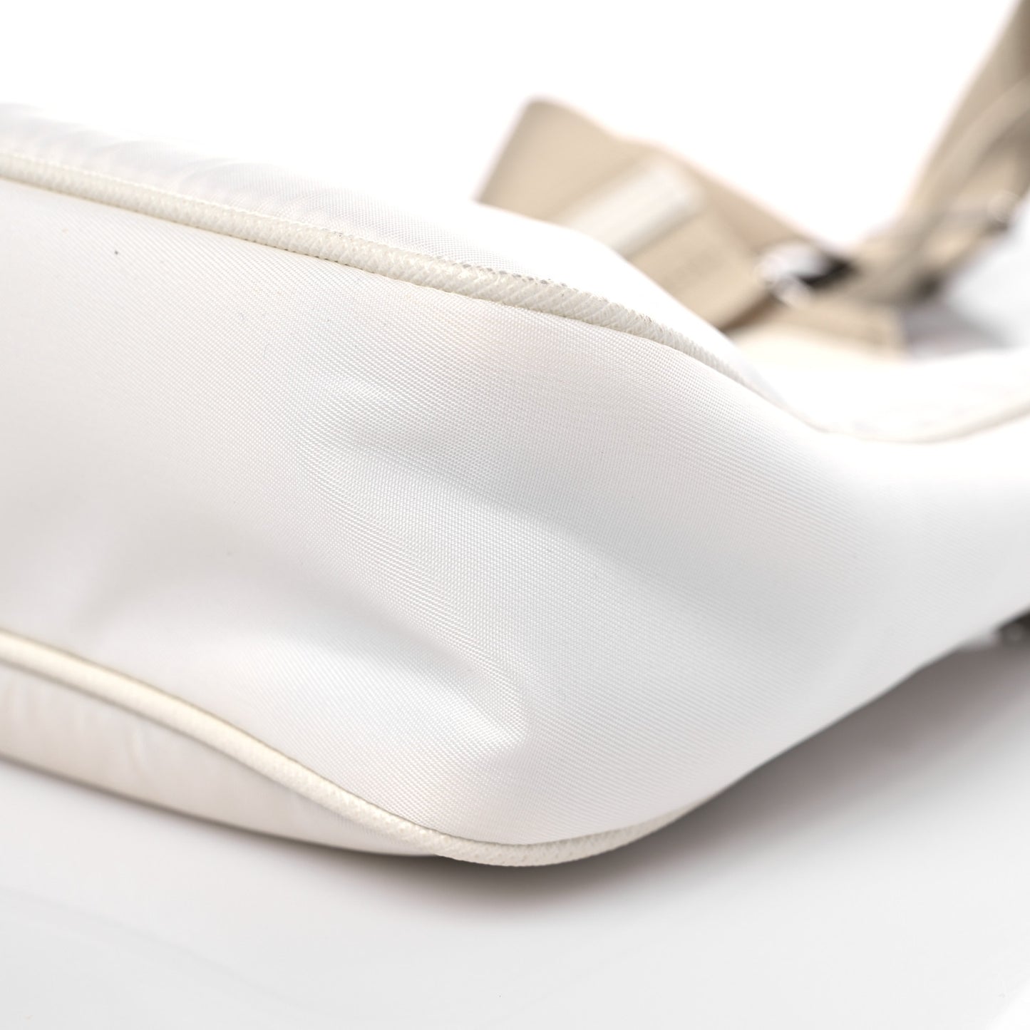 Nylon Re-Edition 2005 Shoulder Bag White