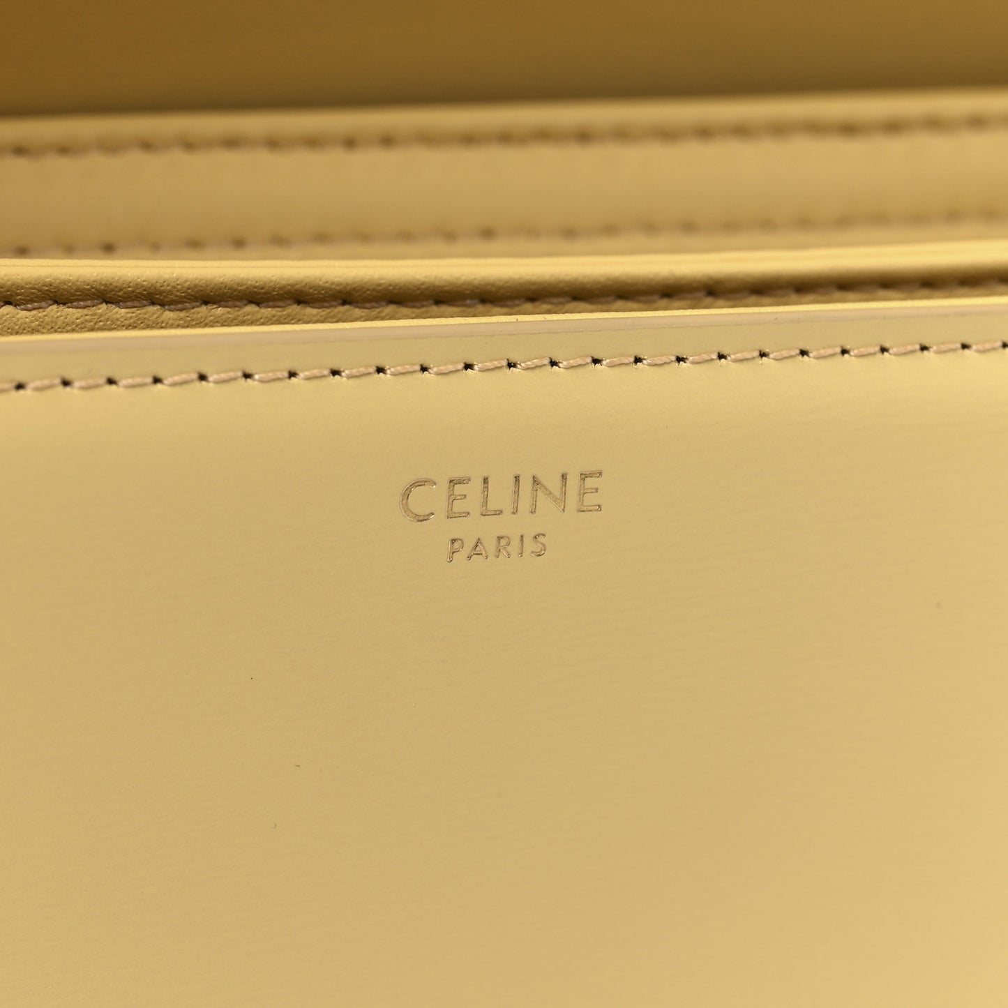Shiny Calfskin Medium Triomphe Pollen