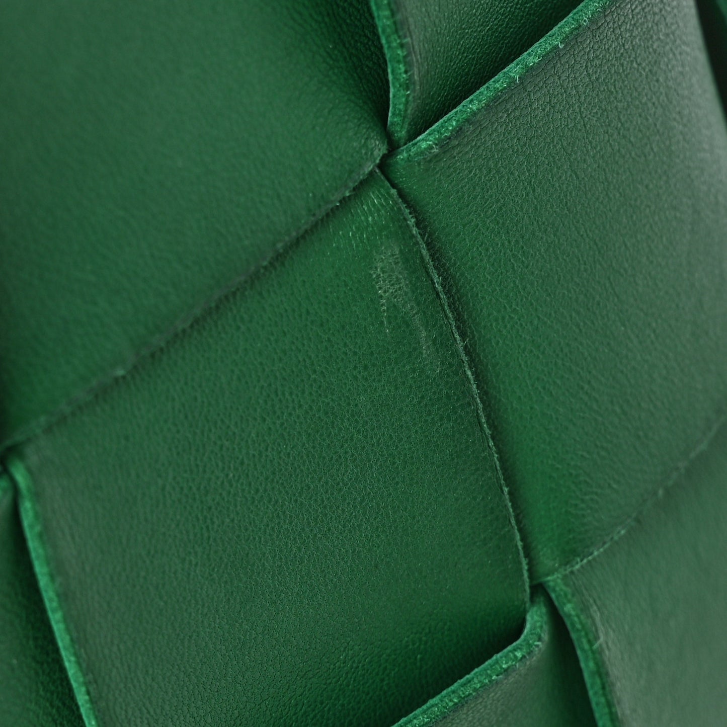 Lambskin Maxi Intrecciato Cassette Messenger Racing Green