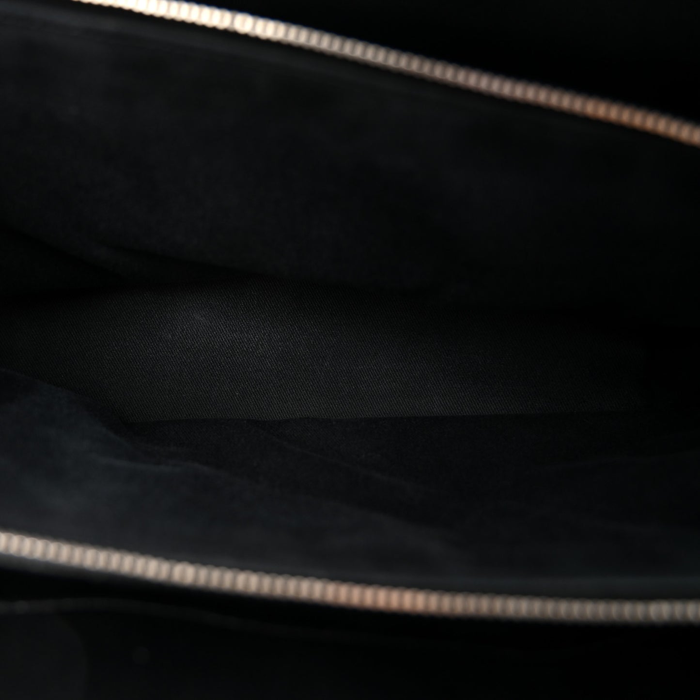 Caviar Quilted CC Timeless Soft Tote Black