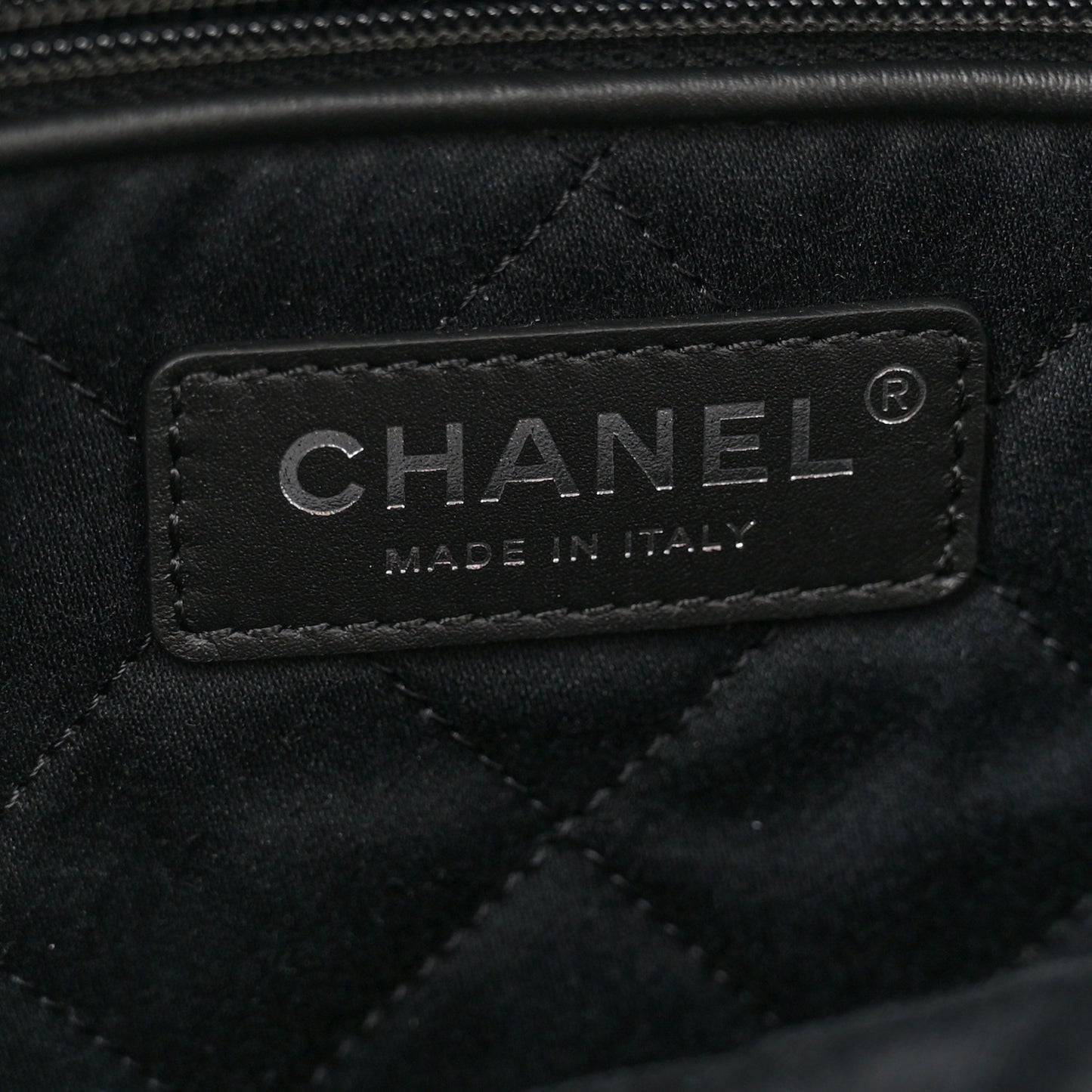 Shiny Calfskin Quilted Small Chanel 22 Black