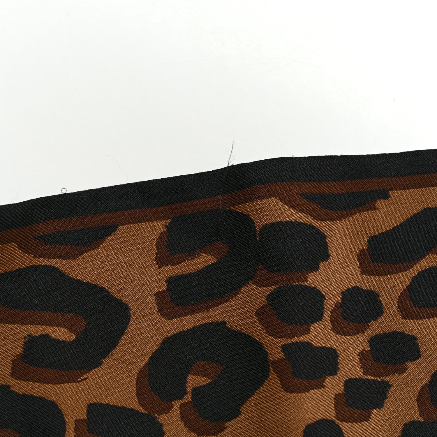 Louis Vuitton Silk Leopard Bandeau Scarf Marron 3 of 4