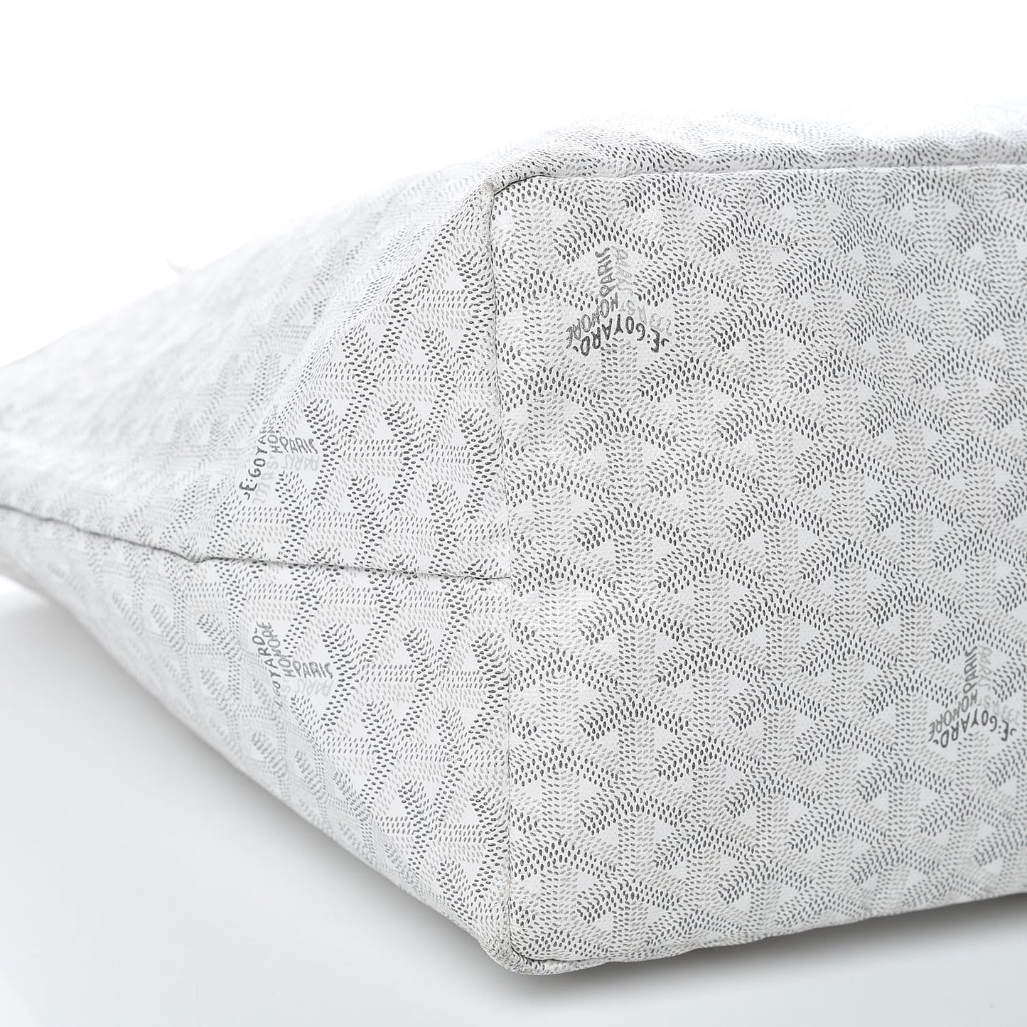 Goyardine Saint Louis GM White