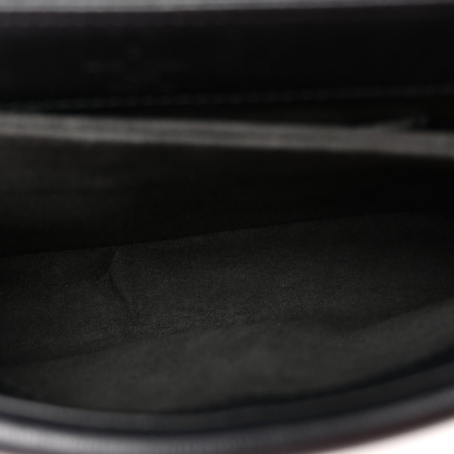 Calfskin Monogram Very Messenger Black