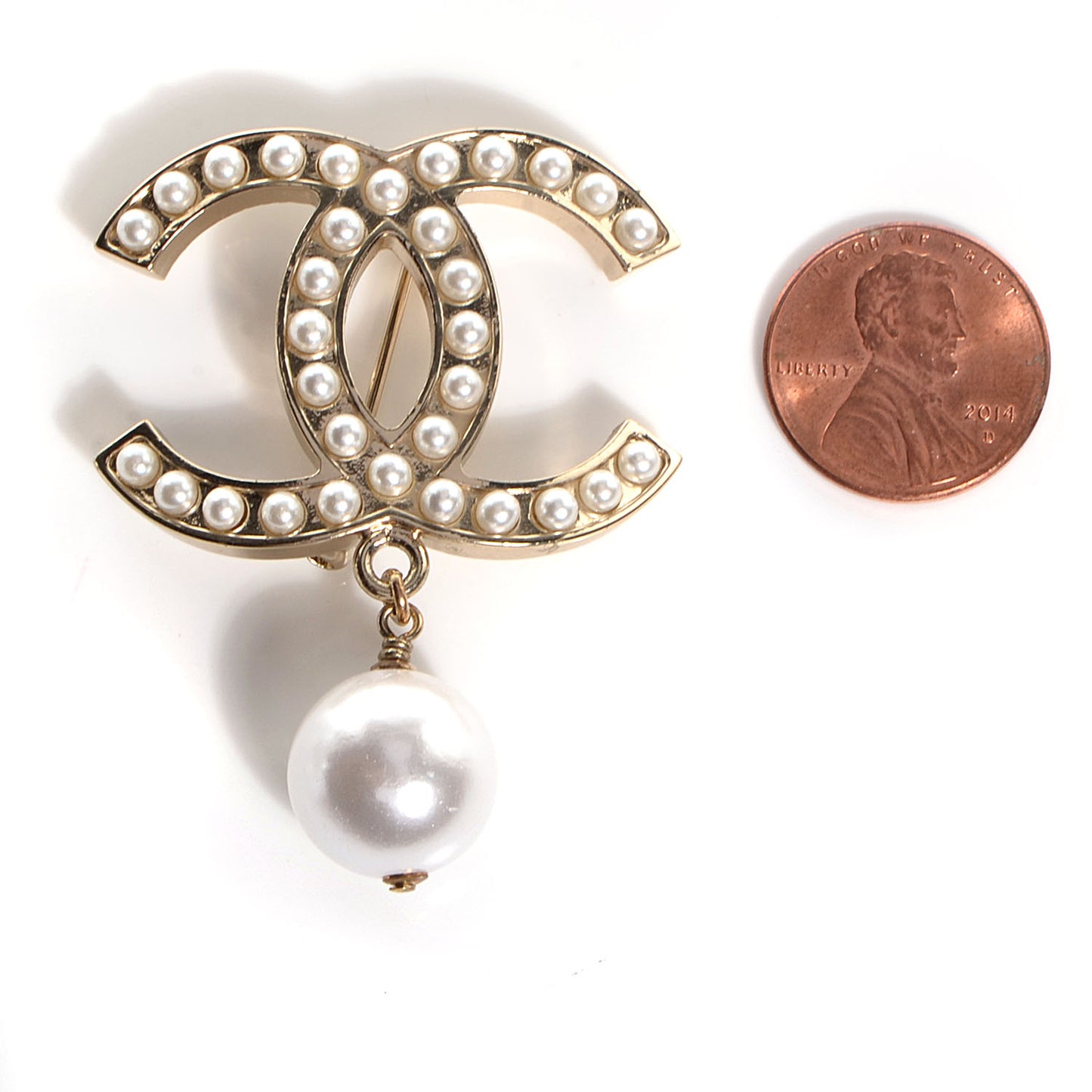 CC Pearl Brooch with Pearl Drop Gold
