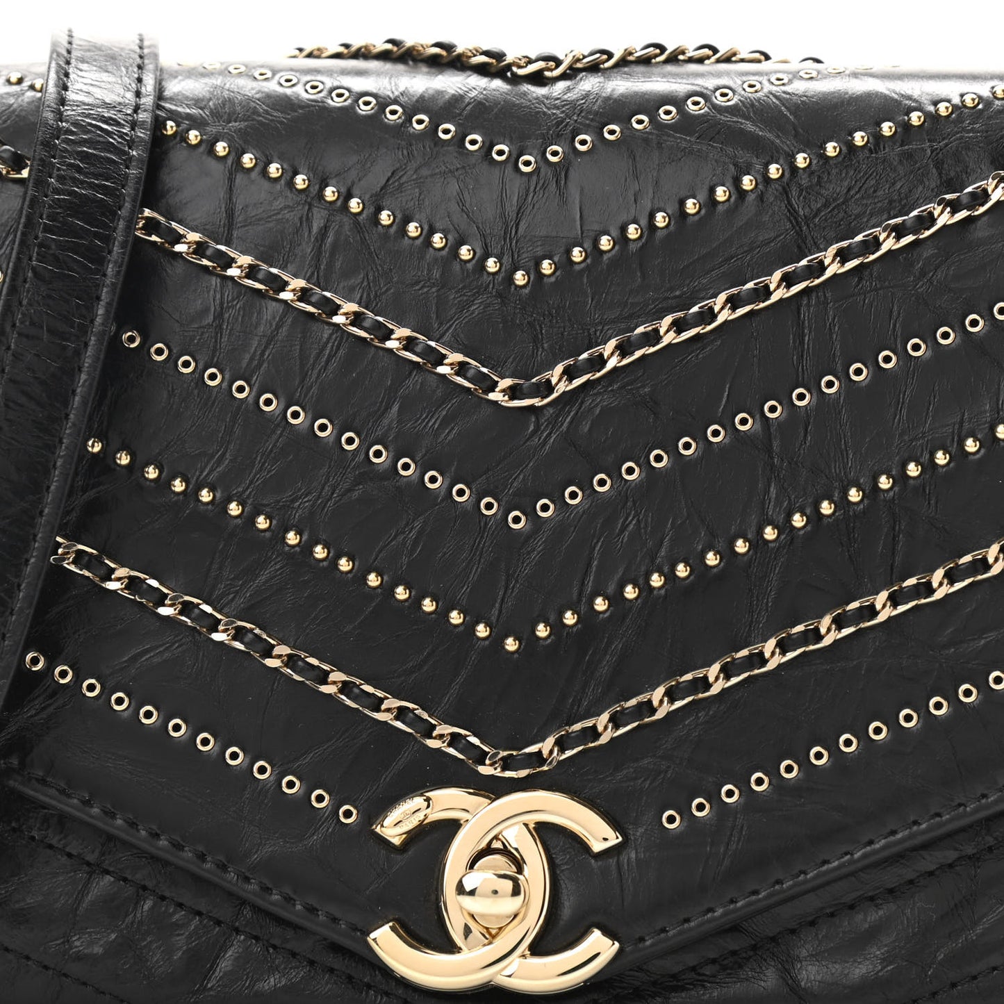 Crumpled Calfskin Chevron Chain Mini Square Flap Black