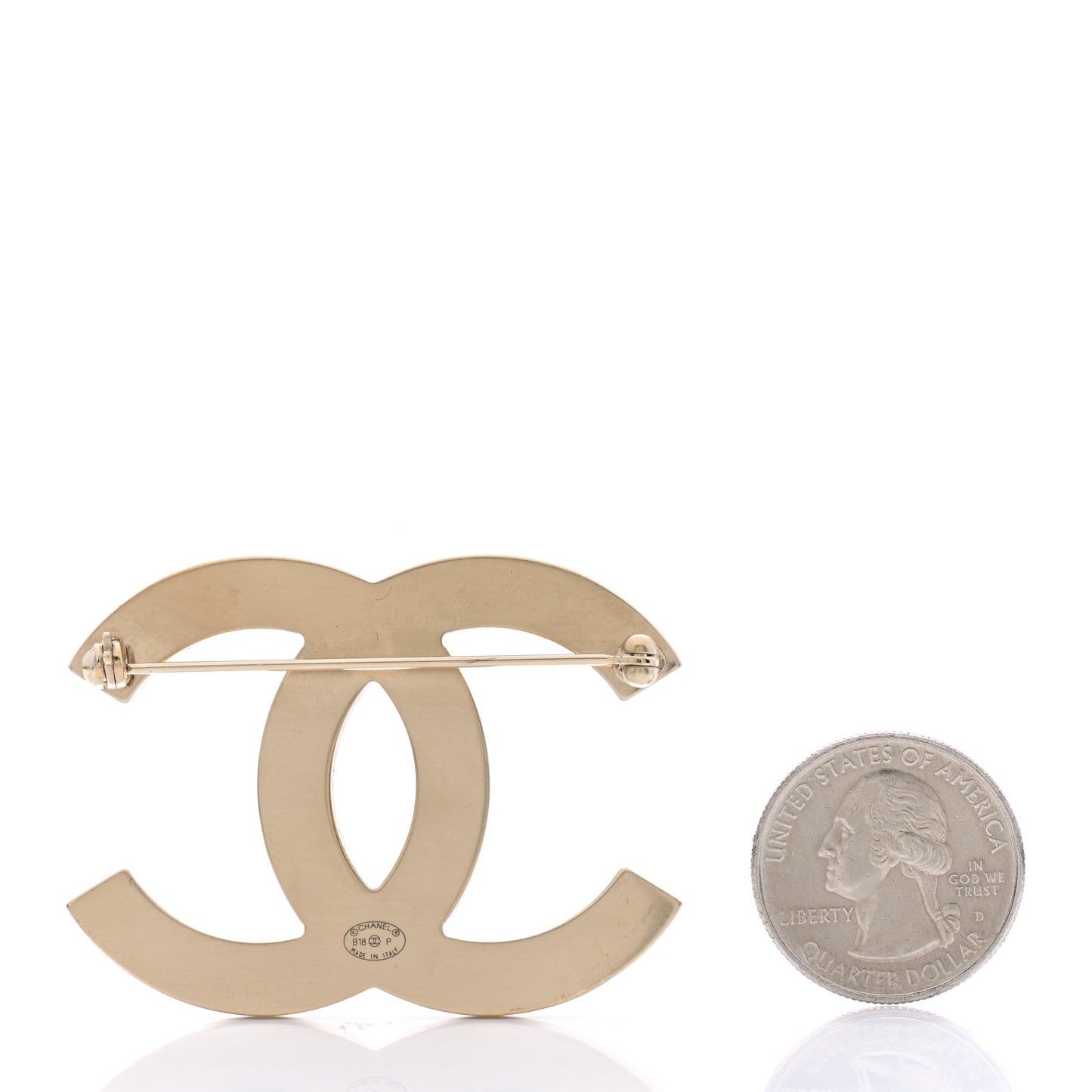 Pearl CC Brooch Light Gold