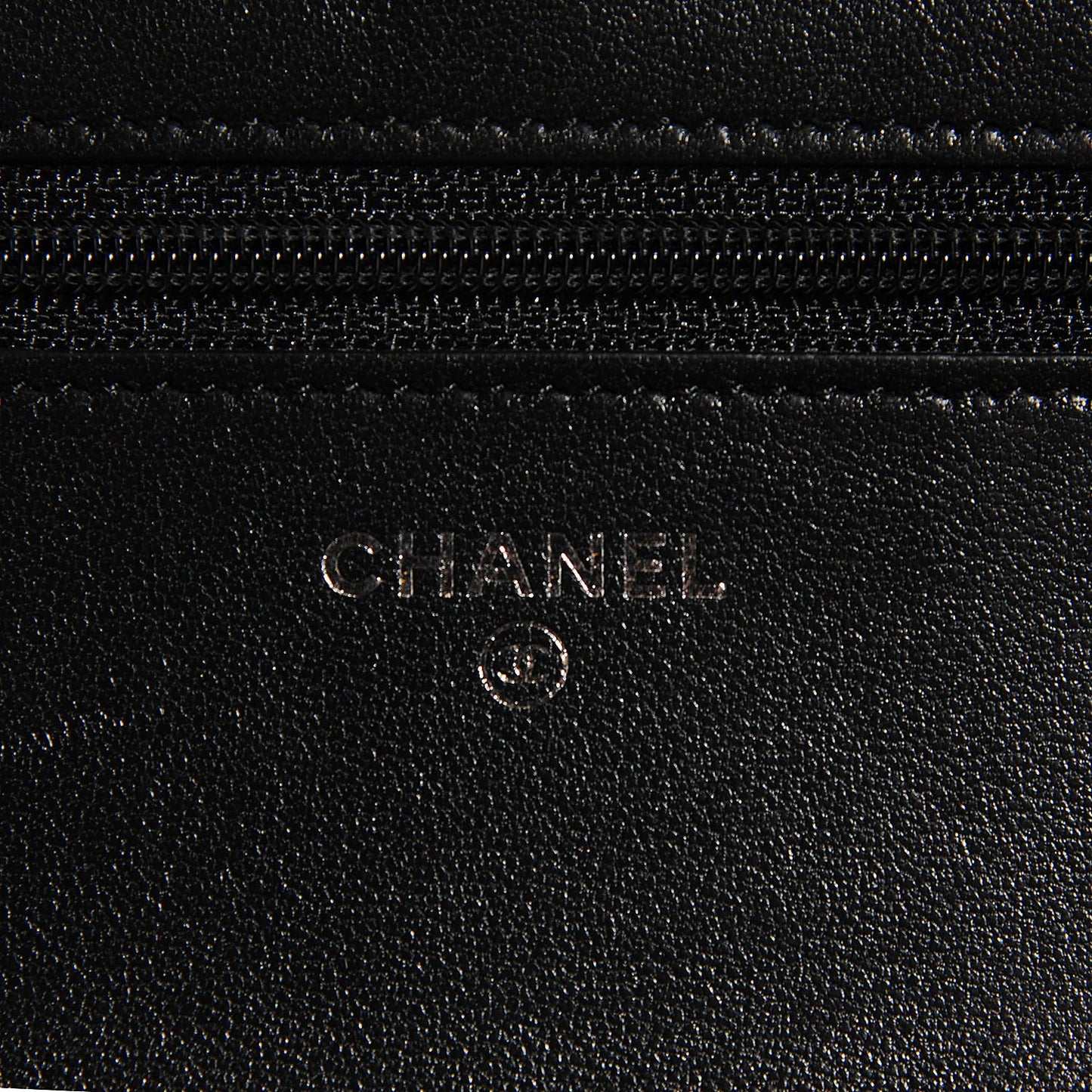 Lambskin Quilted Wallet on Chain WOC Black