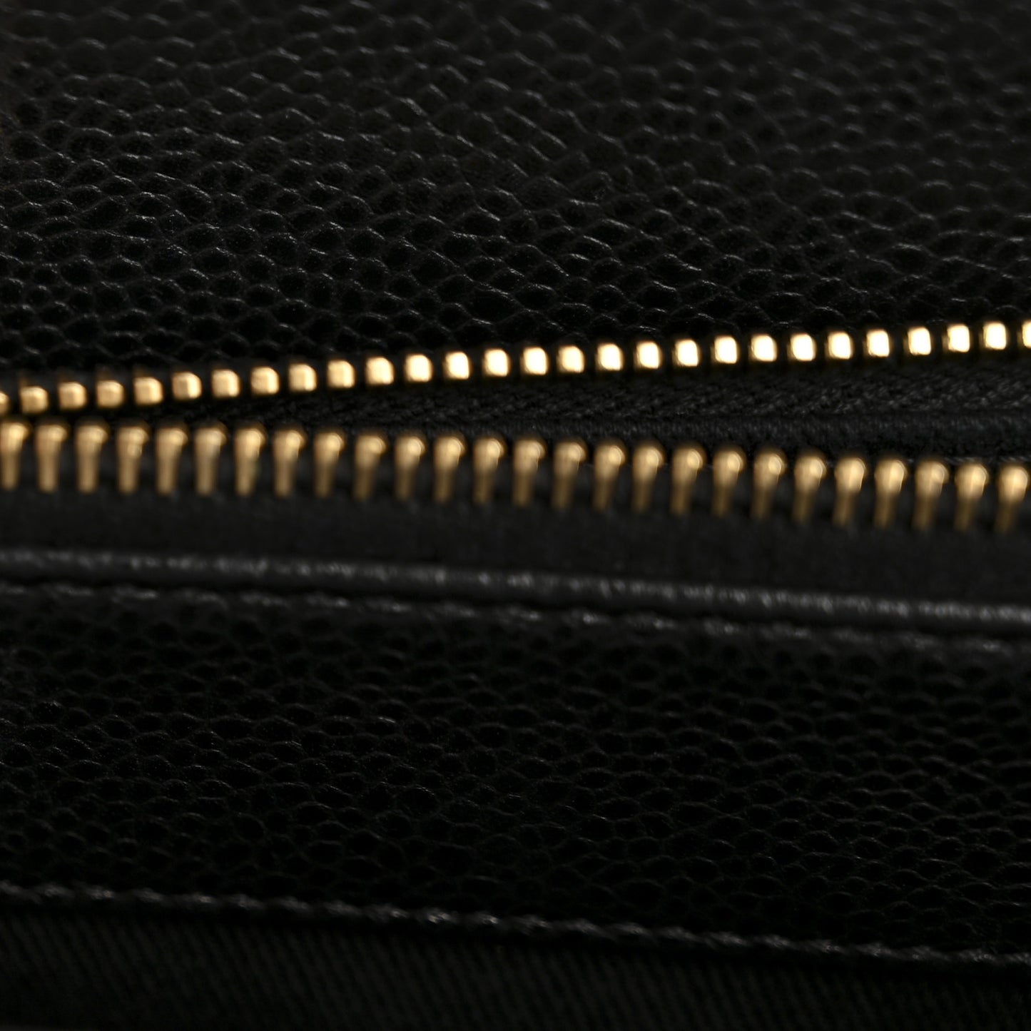 Caviar Quilted CC Timeless Soft Tote Black