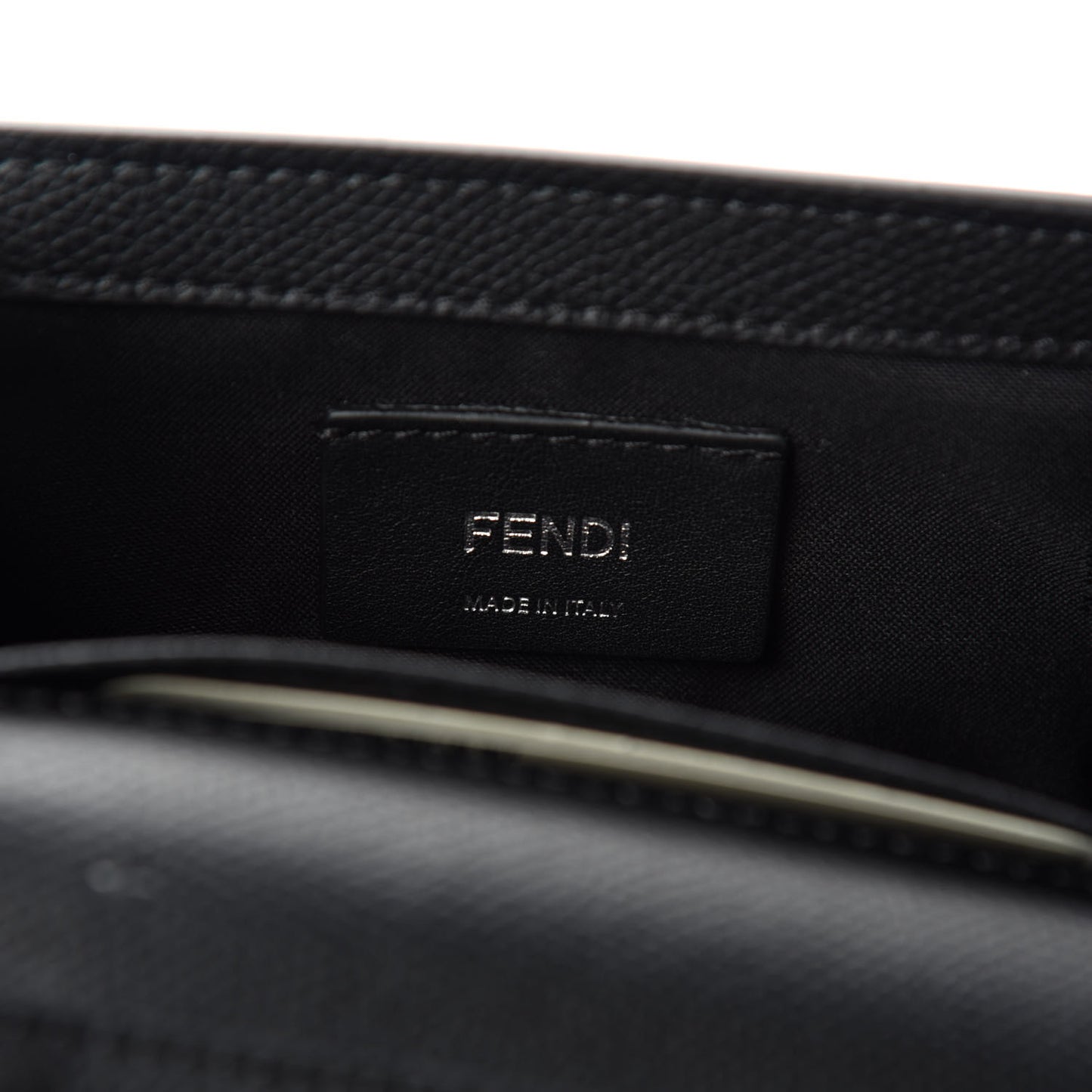 Vitello Cruise F is Fendi Wallet on Chain Black