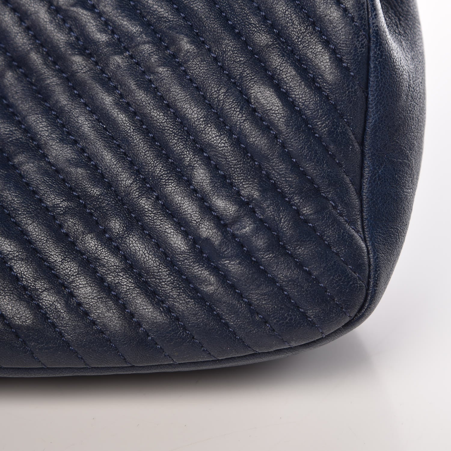Chanel Calfskin Surpique Chevron Small Flap Navy 16 of 20